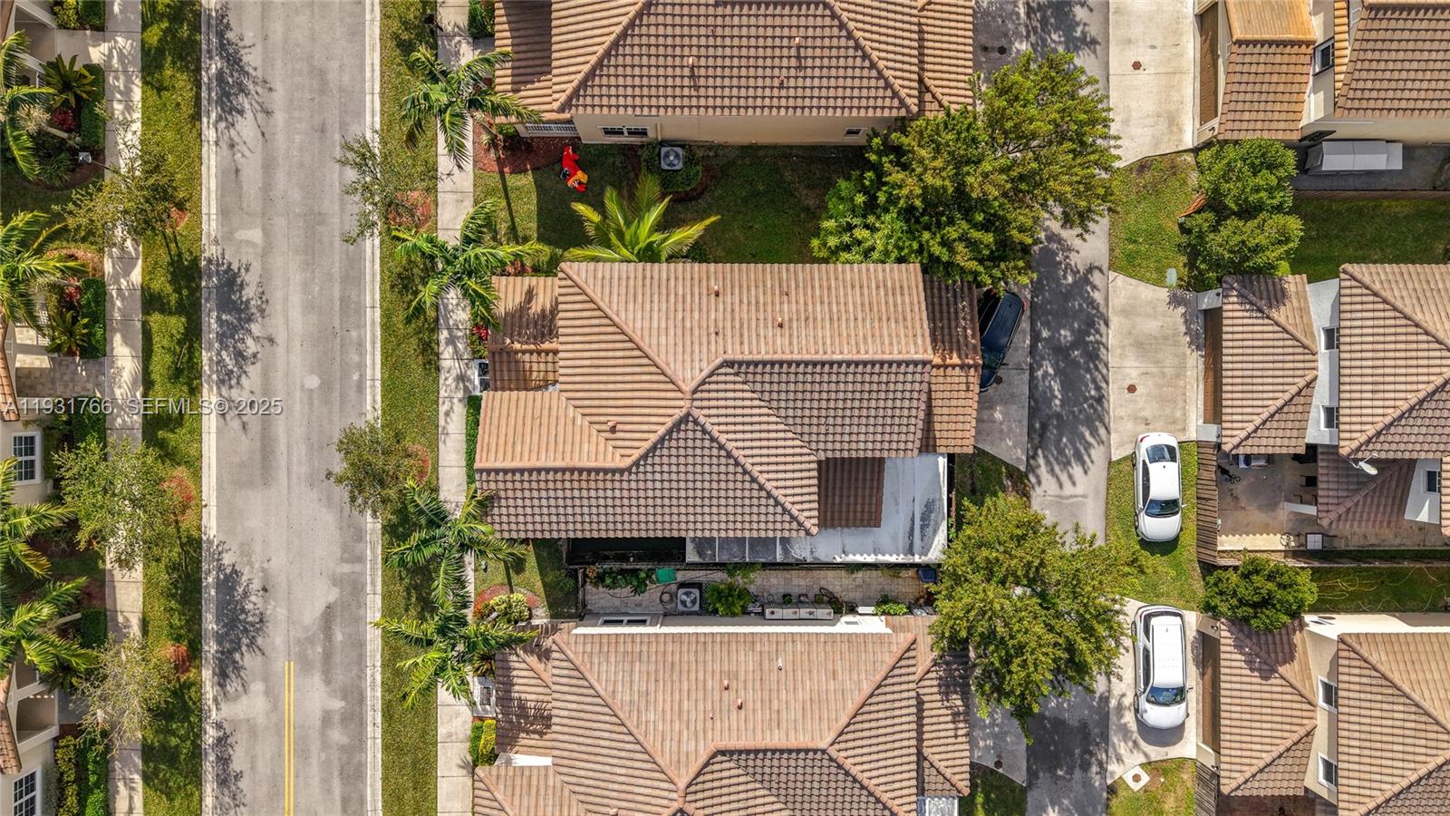 SUMMERVILLE VILLAS - Residential