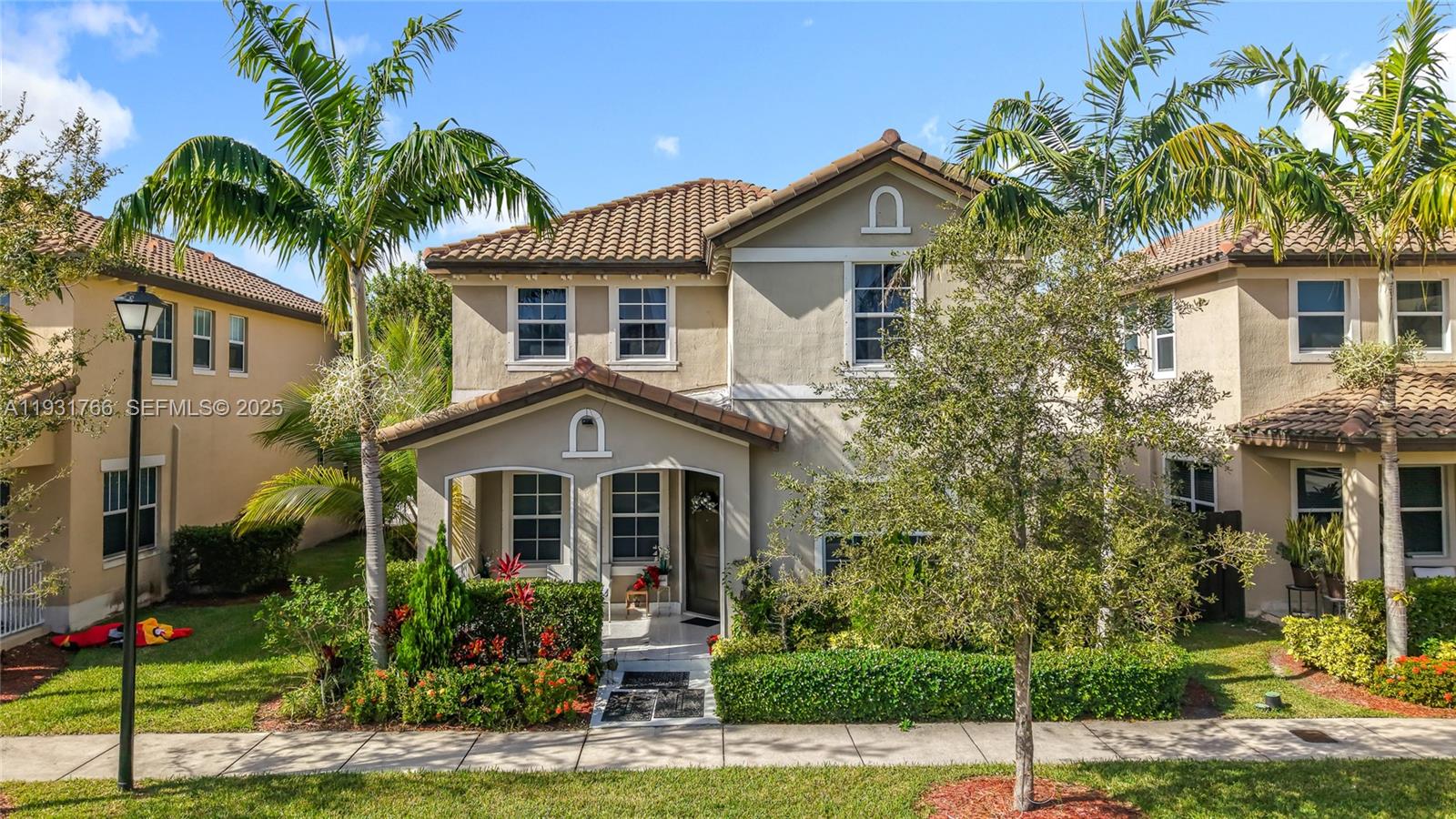 SUMMERVILLE VILLAS - Residential