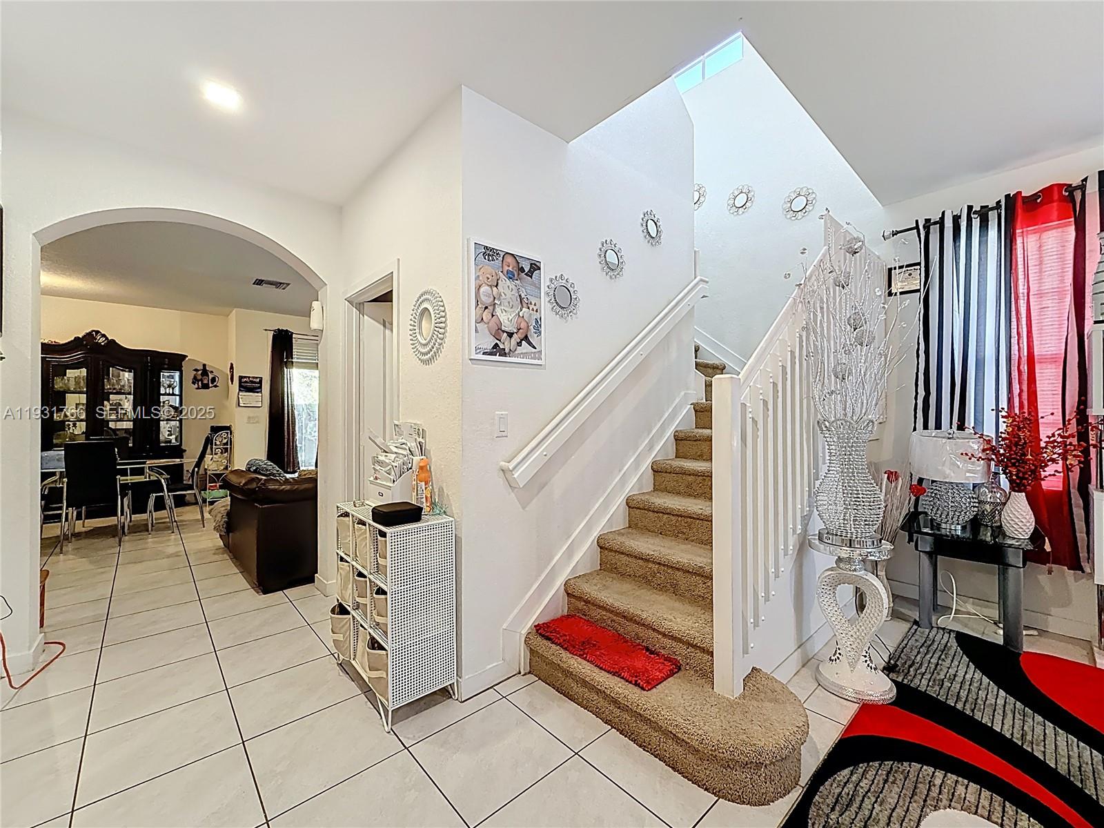 SUMMERVILLE VILLAS - Residential