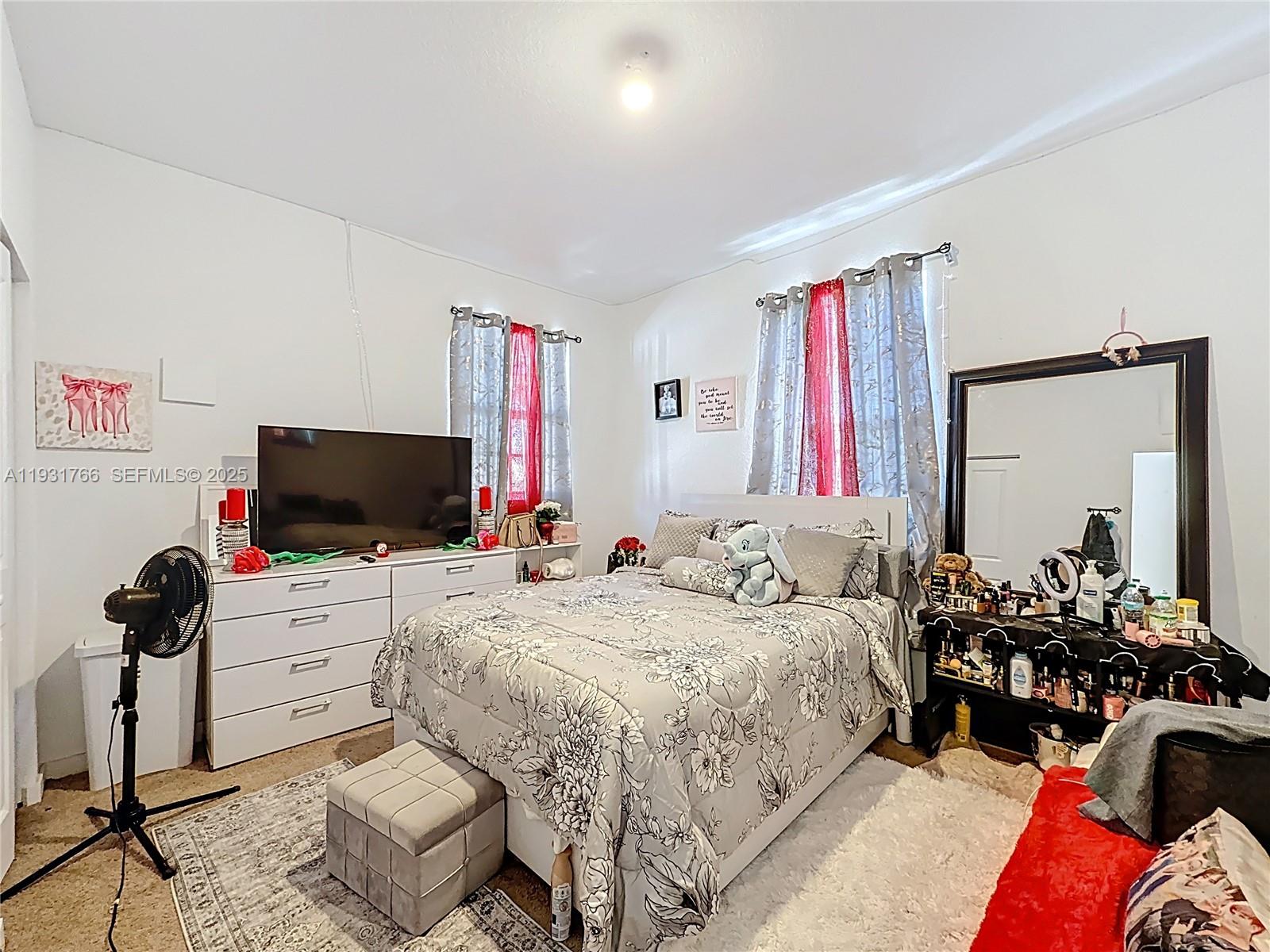 SUMMERVILLE VILLAS - Residential