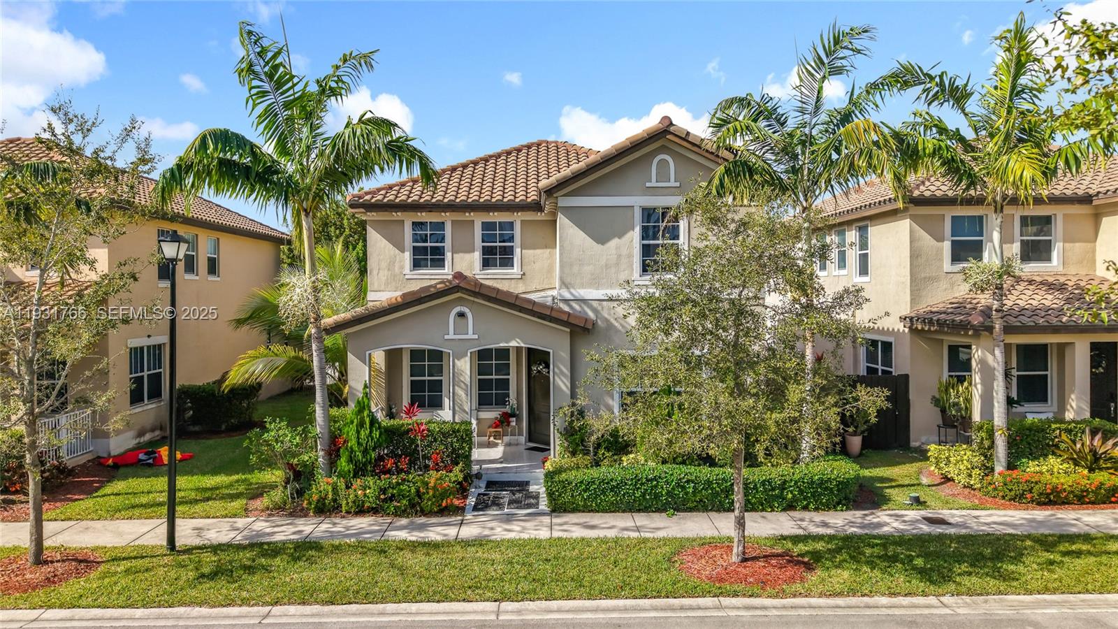 SUMMERVILLE VILLAS - Residential