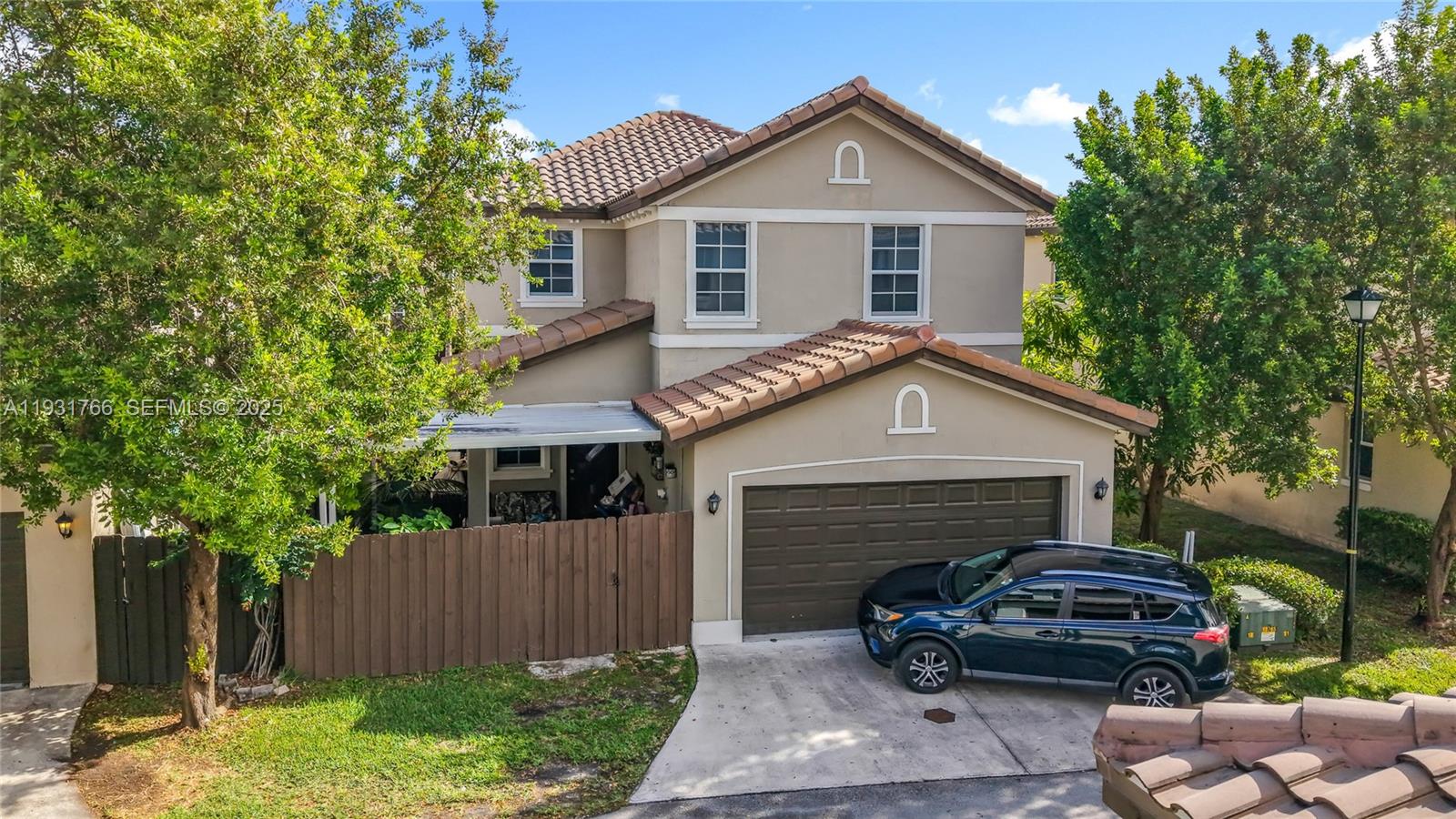 SUMMERVILLE VILLAS - Residential
