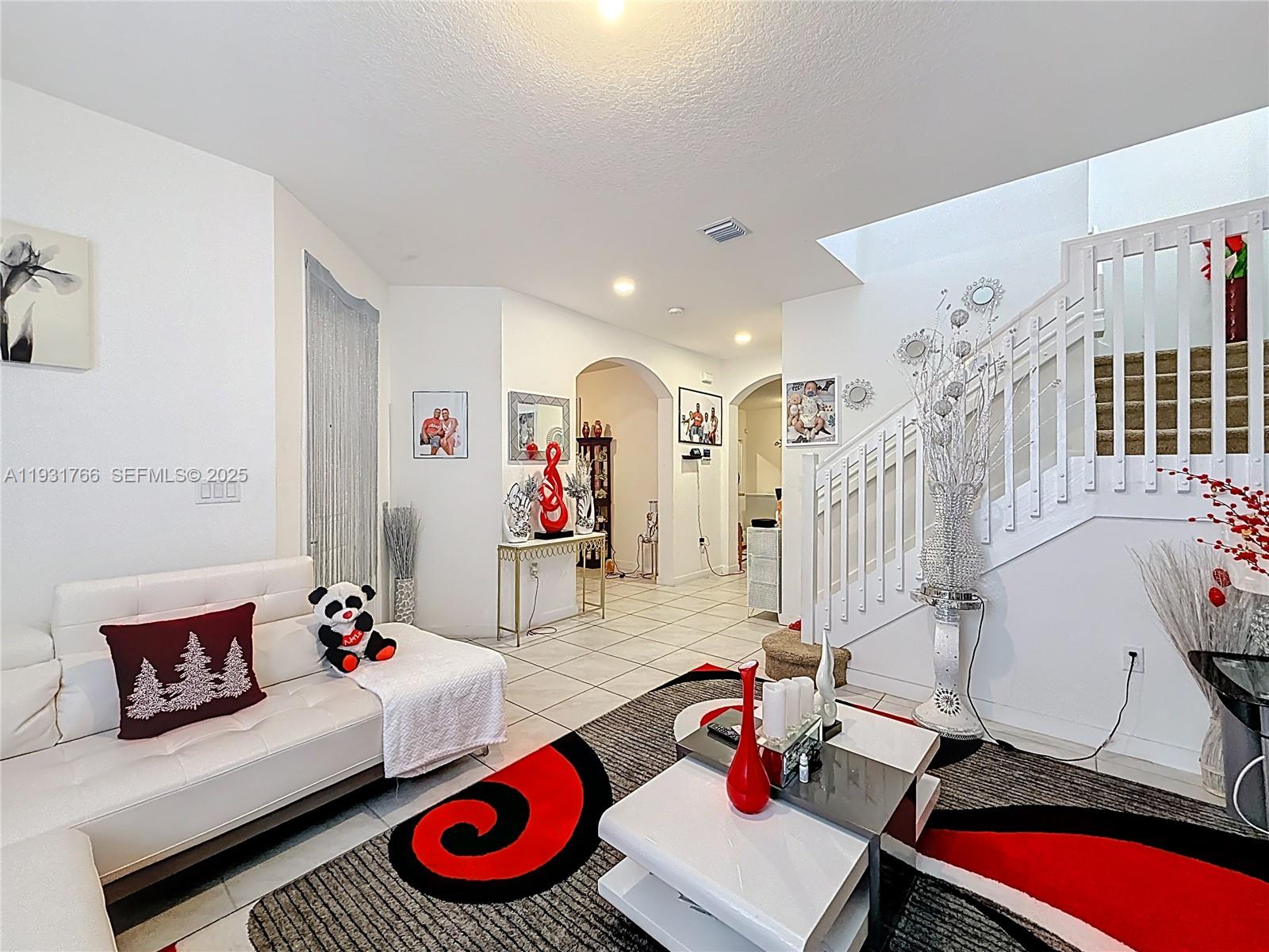 SUMMERVILLE VILLAS - Residential