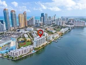 MARINA BAY CLUB CONDO HOT - Residential