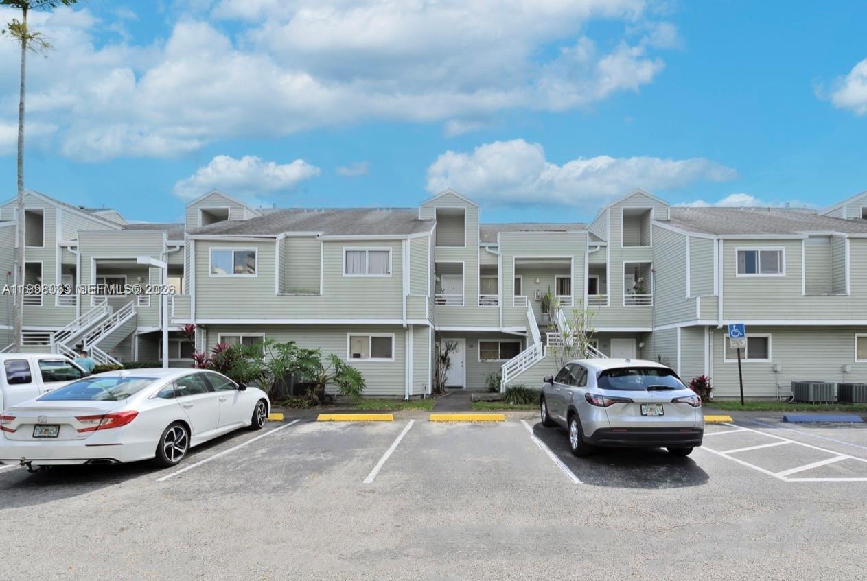 Discover the charm of living in a secluded oasis right in the heart of Oakland Park! This beautiful 2-bedroom, 2-bathroom unit in the sought-after Summer Lakes Condo offers ample space for living, entertaining, unwinding, and recreation. Enjoy breathtaking views from one of the best vantage points in the area. Inside, you'll find a spacious layout with separate living and family areas, complemented by a kitchen. Convenience is key with a washer and dryer conveniently located inside the unit, along with striking bathrooms, closets, and floors. Freshly painted and exuding a bright and modern ambiance. The building itself offers amenities such as a pool and more for added enjoyment. Don't miss the opportunity to discover all the reasons why this unit is truly magnificent! investor friendly