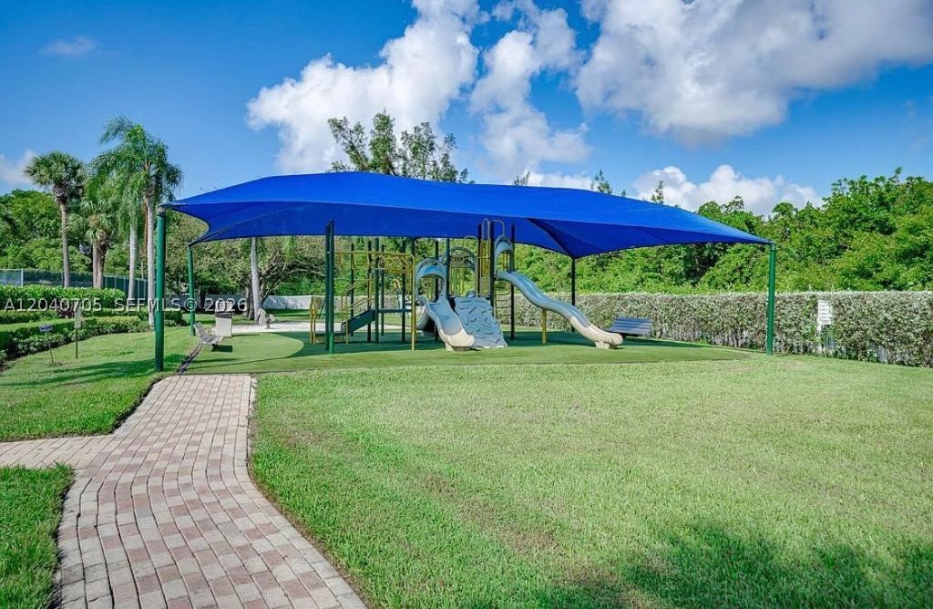 WEST LAKE VILLAGE - Residential