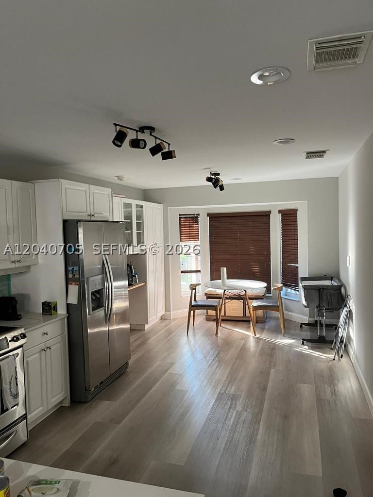 WEST LAKE VILLAGE - Residential