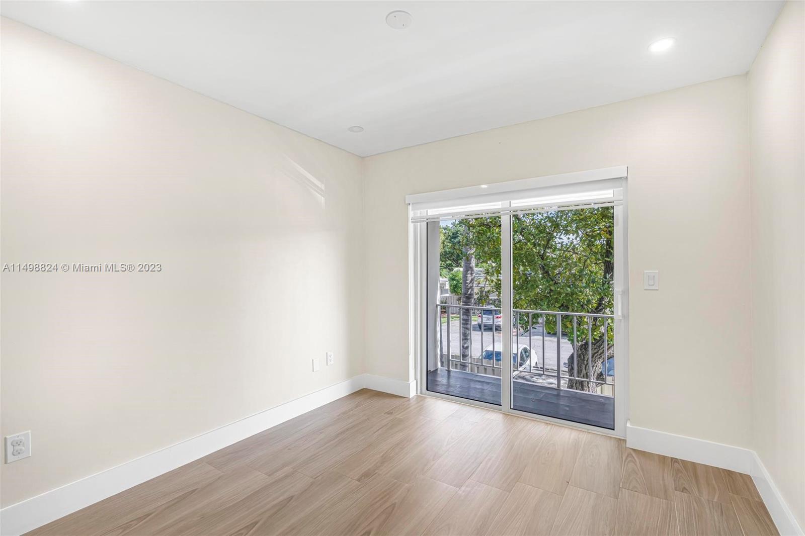 KINGS CREEK - Residential Lease