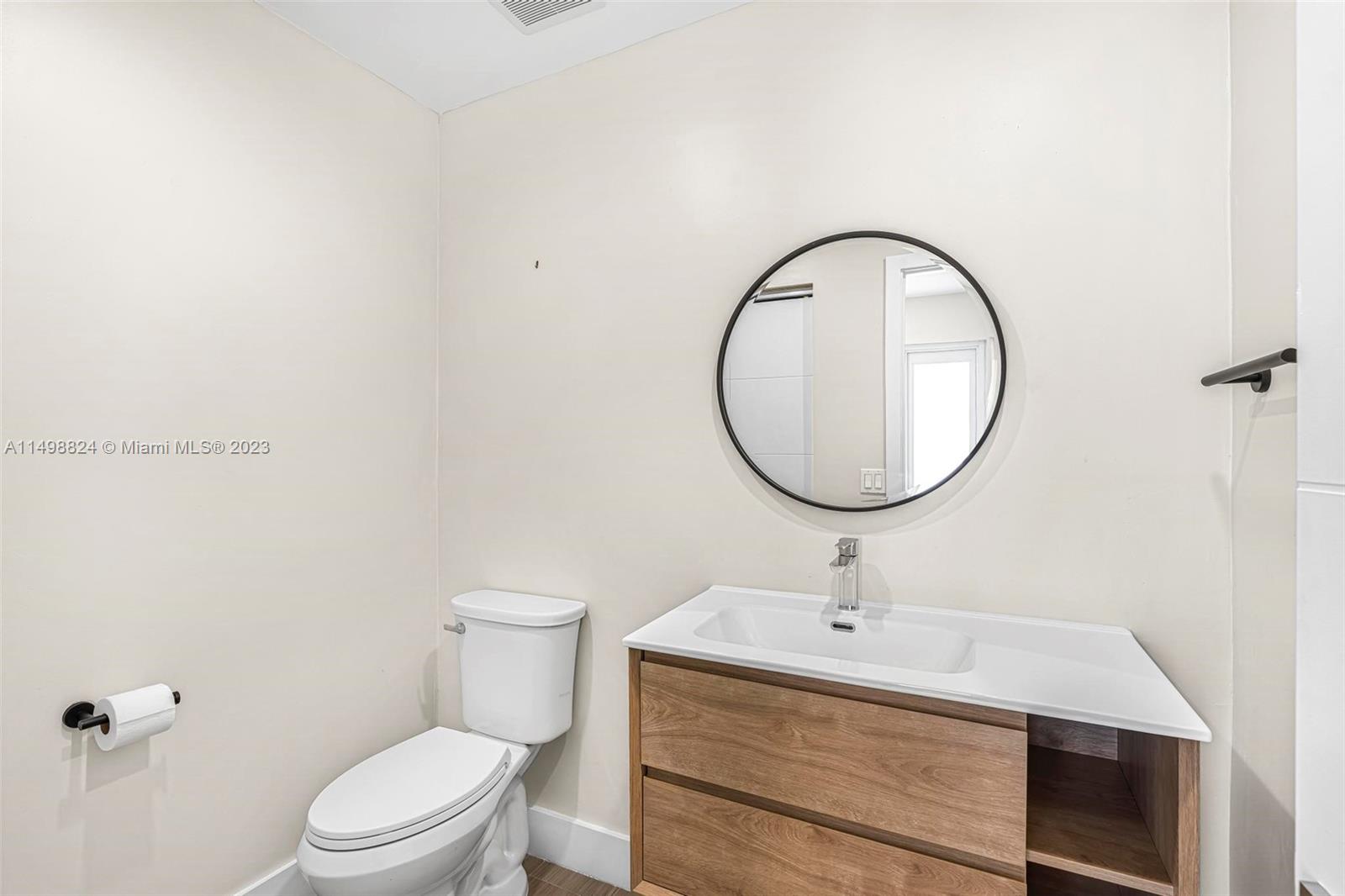 KINGS CREEK - Residential Lease