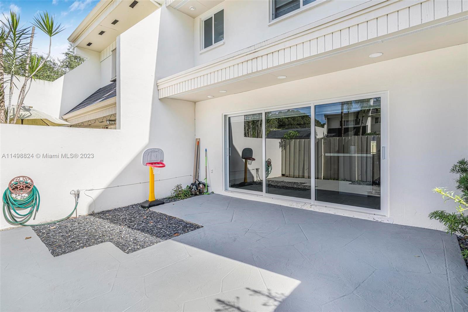 KINGS CREEK - Residential Lease