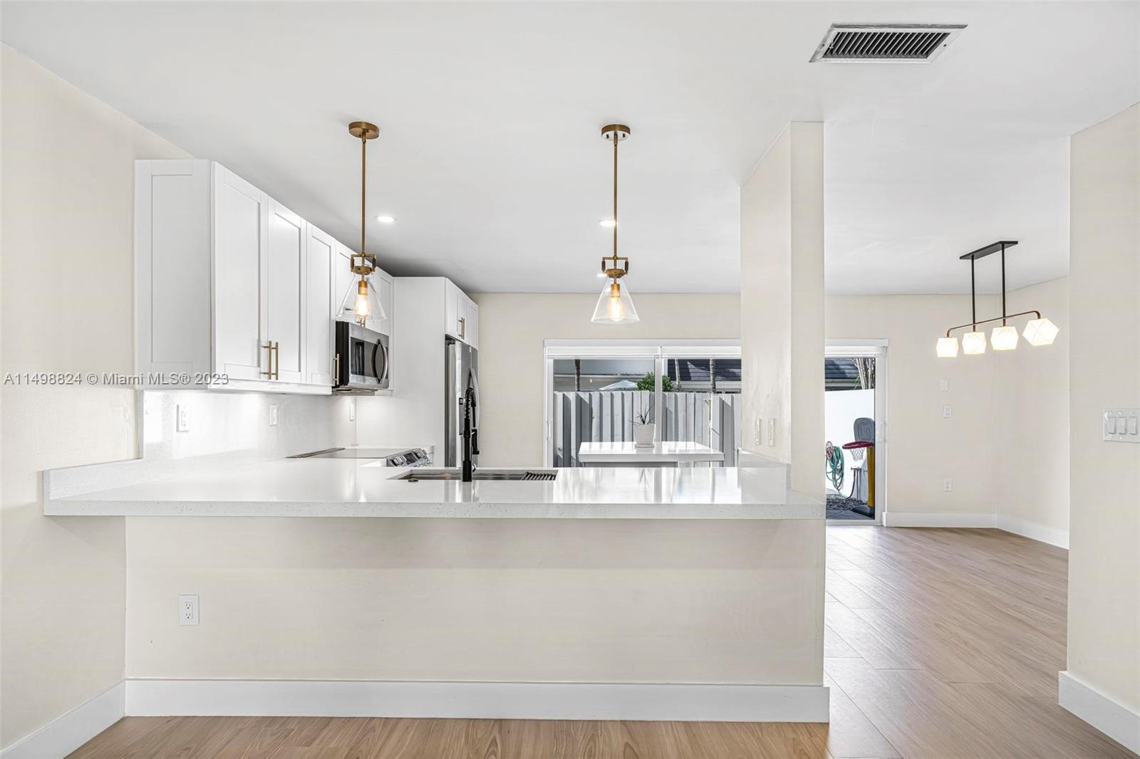 KINGS CREEK - Residential Lease