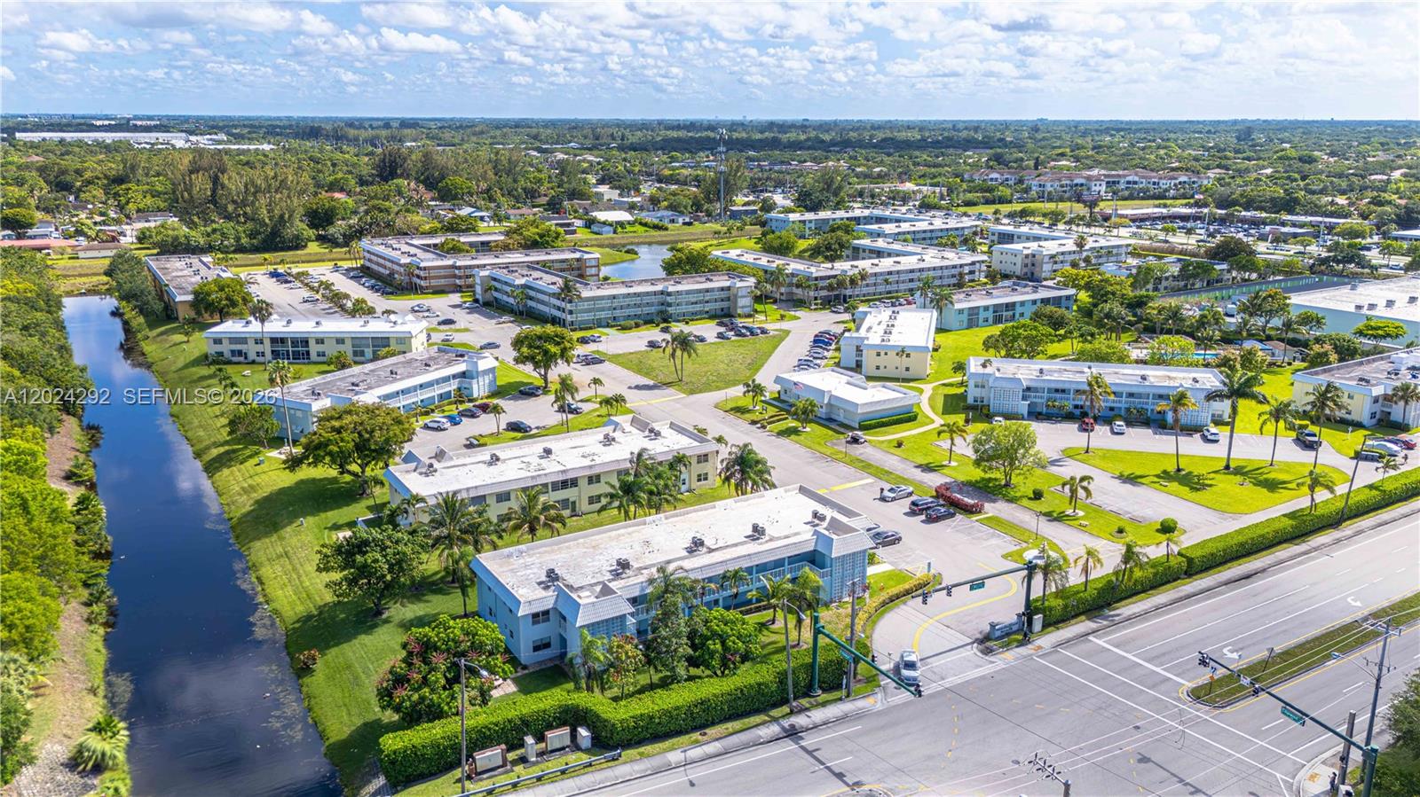 SANDALFOOT SOUTH ONE COND - Residential