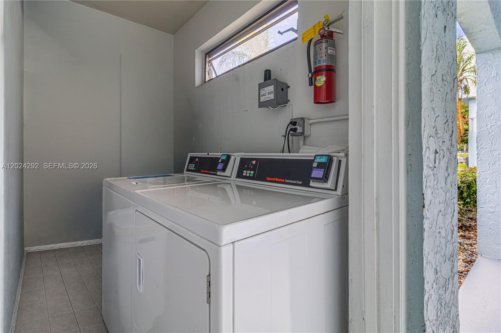 SANDALFOOT SOUTH ONE COND - Residential