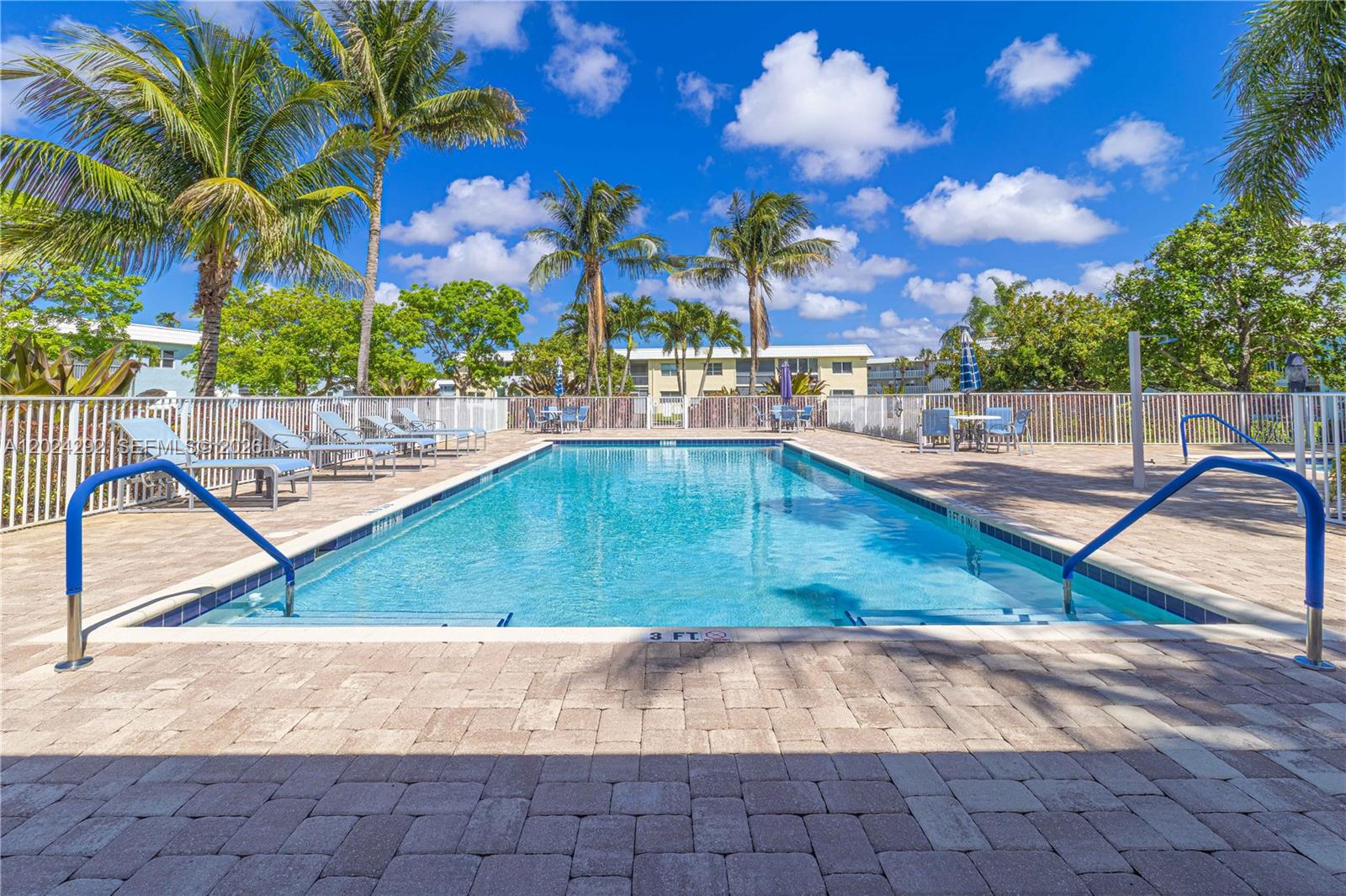 SANDALFOOT SOUTH ONE COND - Residential