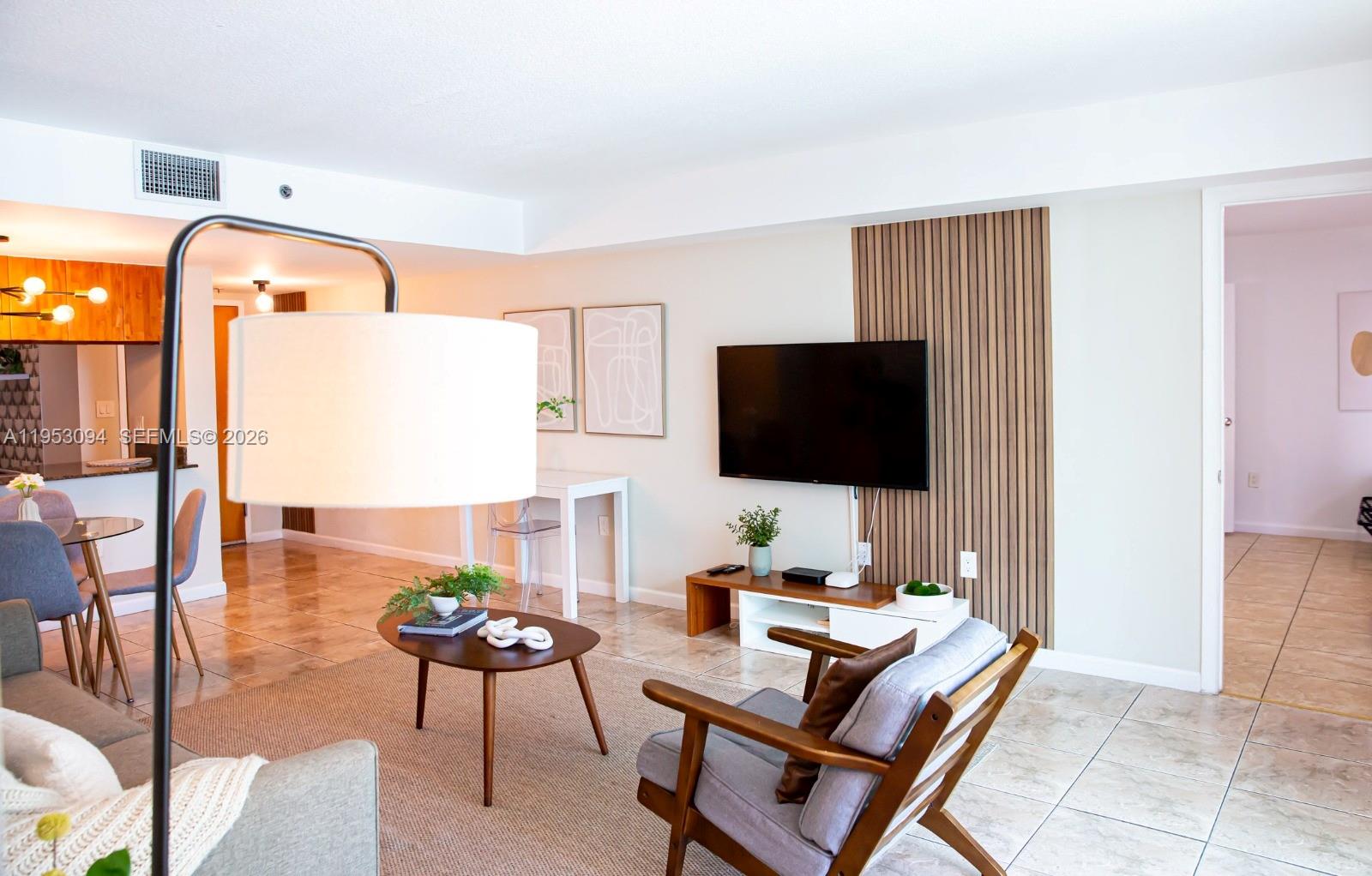 THE CLUB AT BRICKELL BAY - Residential