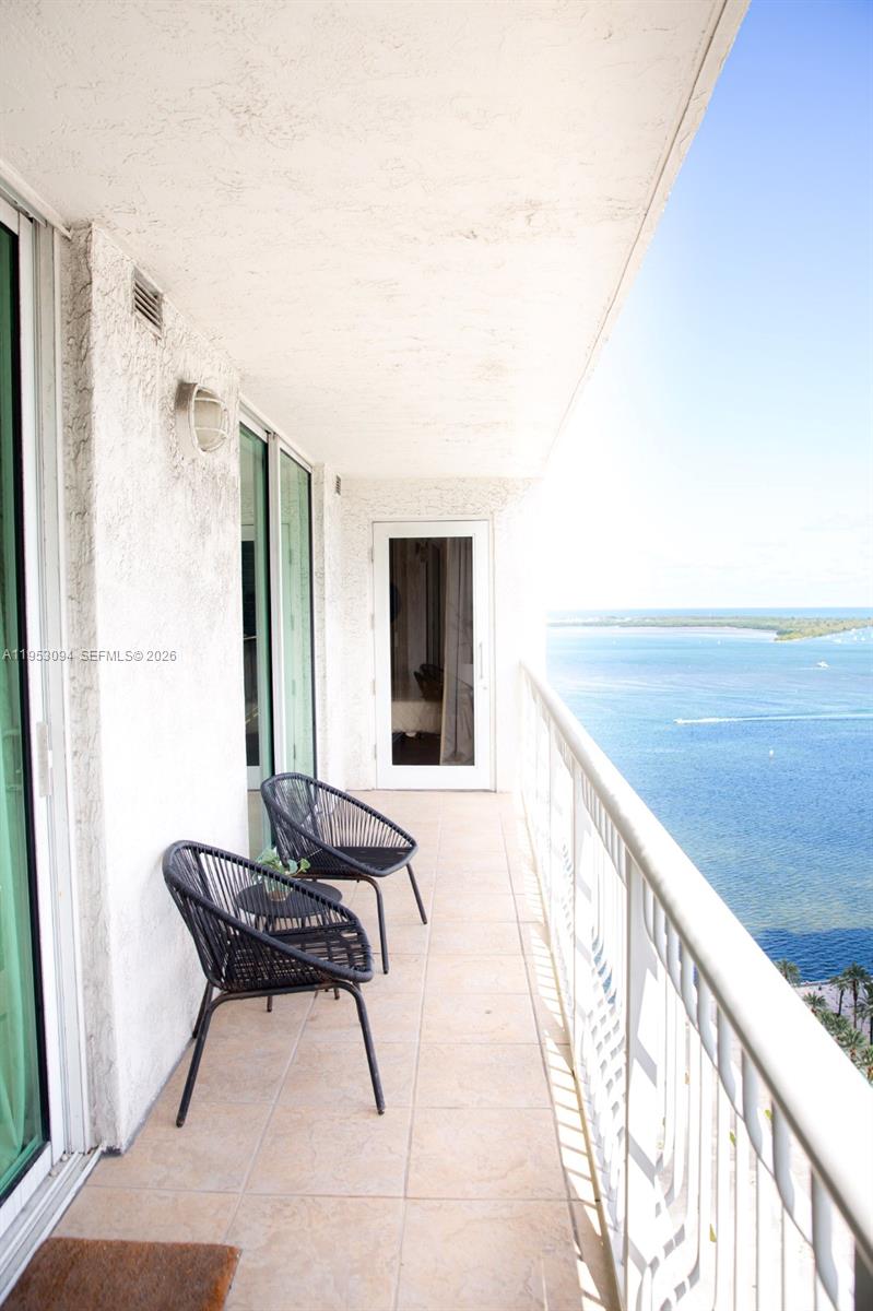 THE CLUB AT BRICKELL BAY - Residential