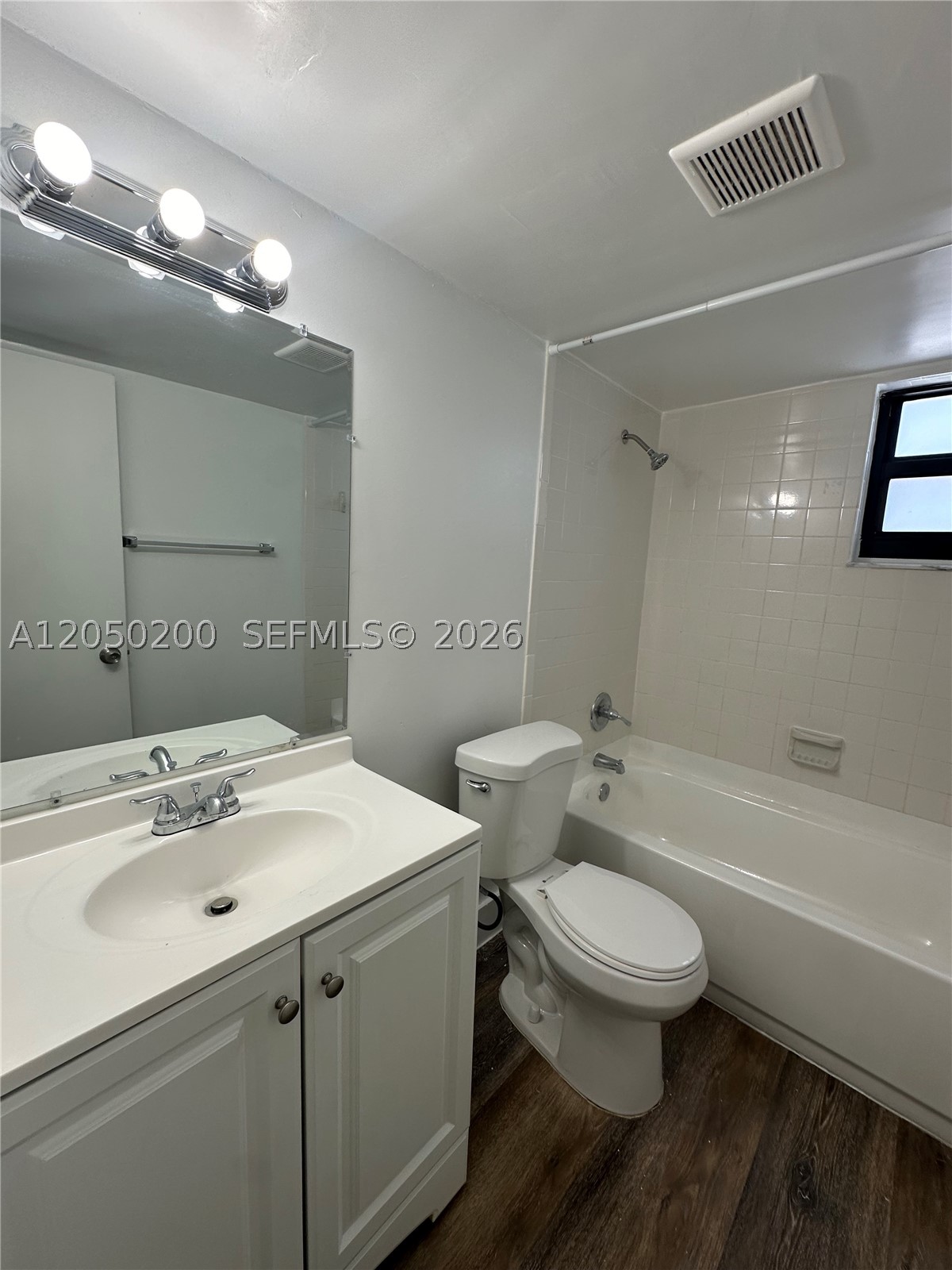 CITY OF MIAMI SOUTH - Residential Lease