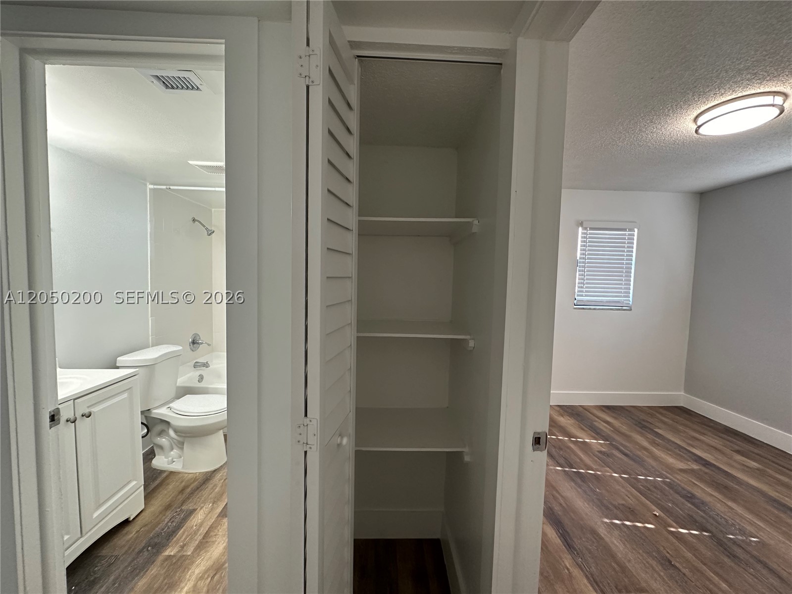 CITY OF MIAMI SOUTH - Residential Lease