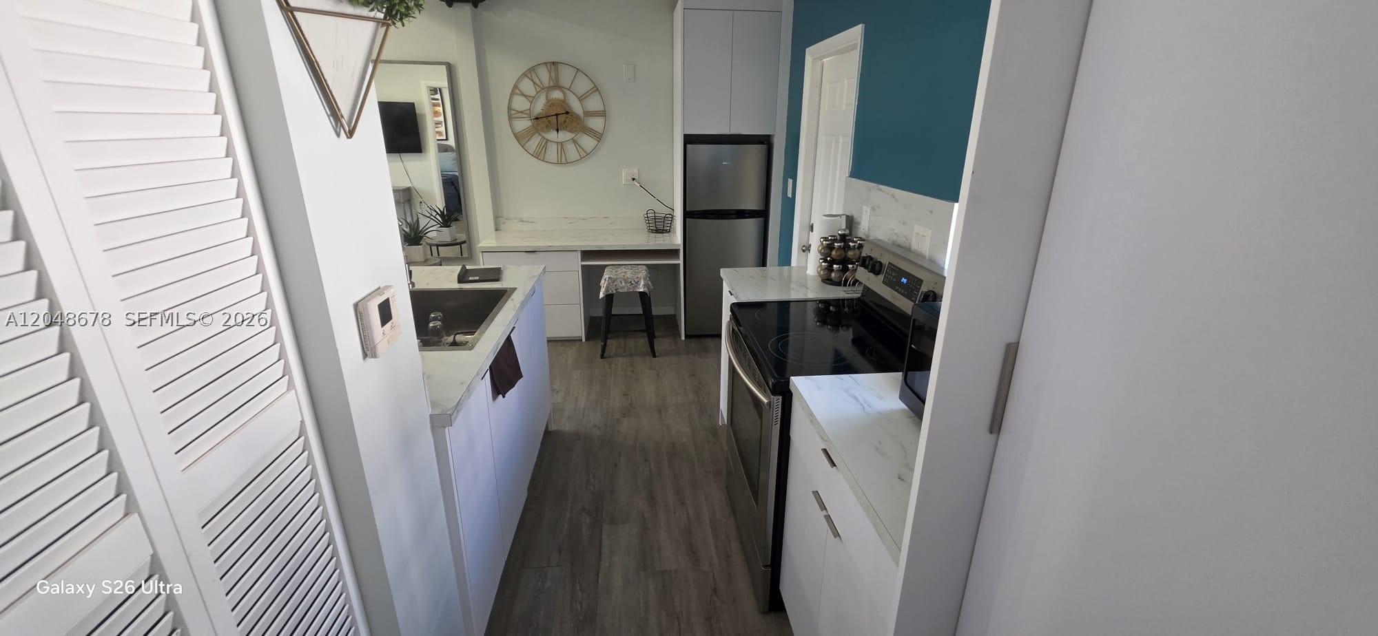 DIXIANNA VILLAS - Residential Lease