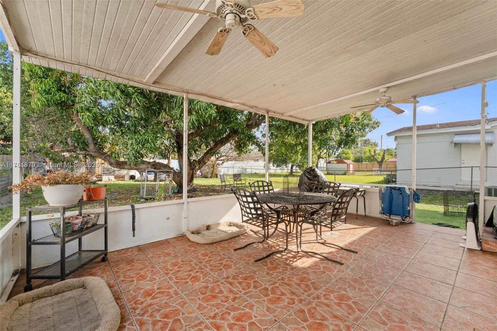 HIALEAH 3RD ADDN - Residential