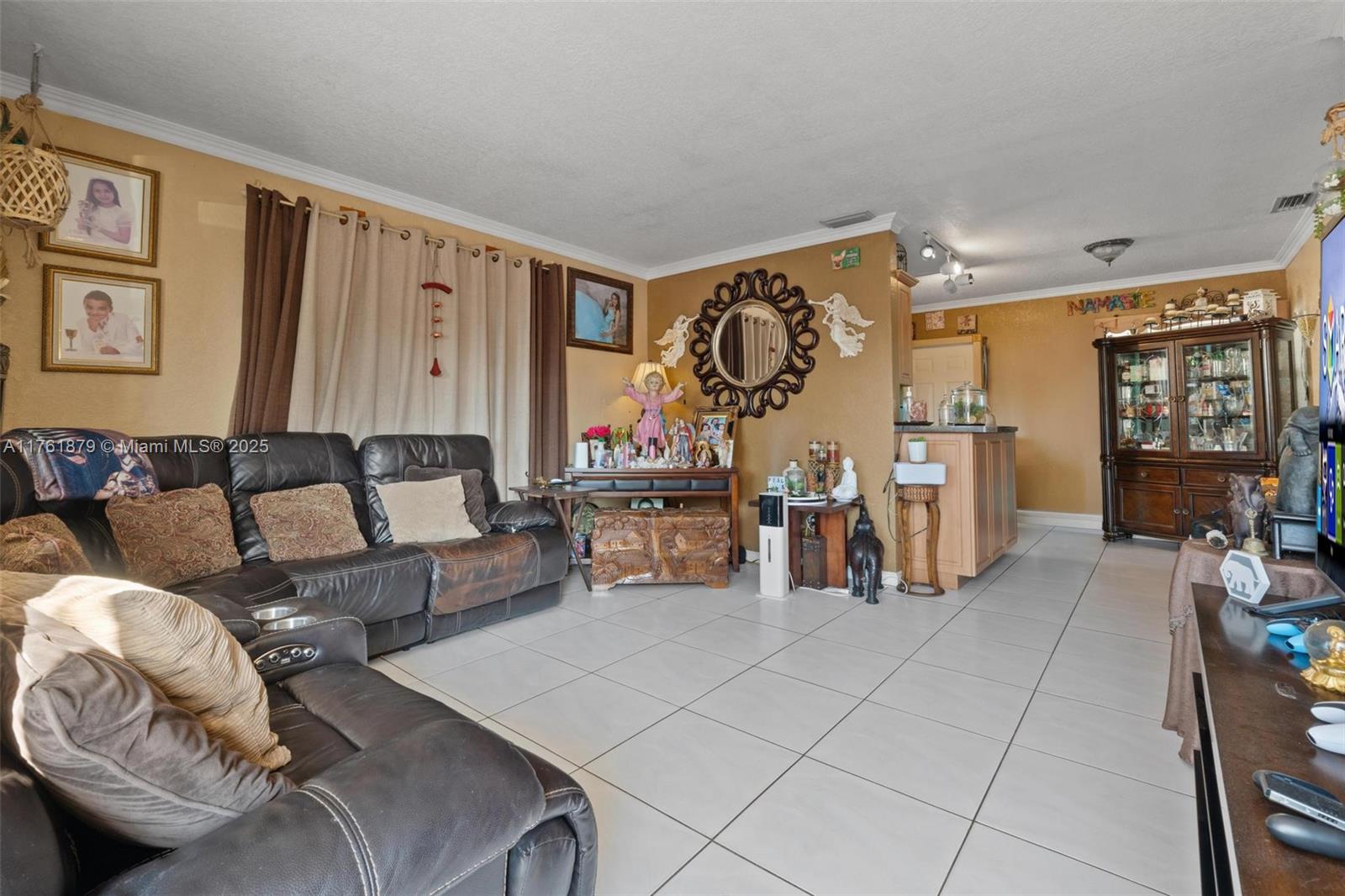 HIALEAH 3RD ADDN - Residential