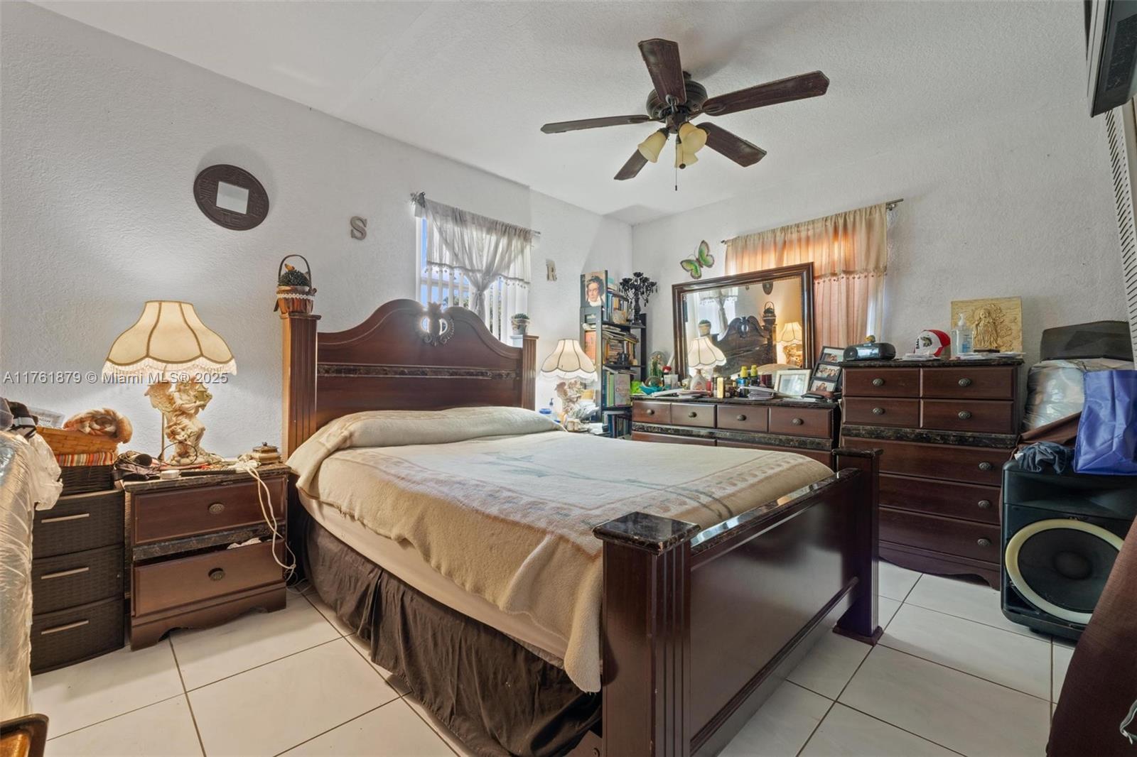 HIALEAH 3RD ADDN - Residential