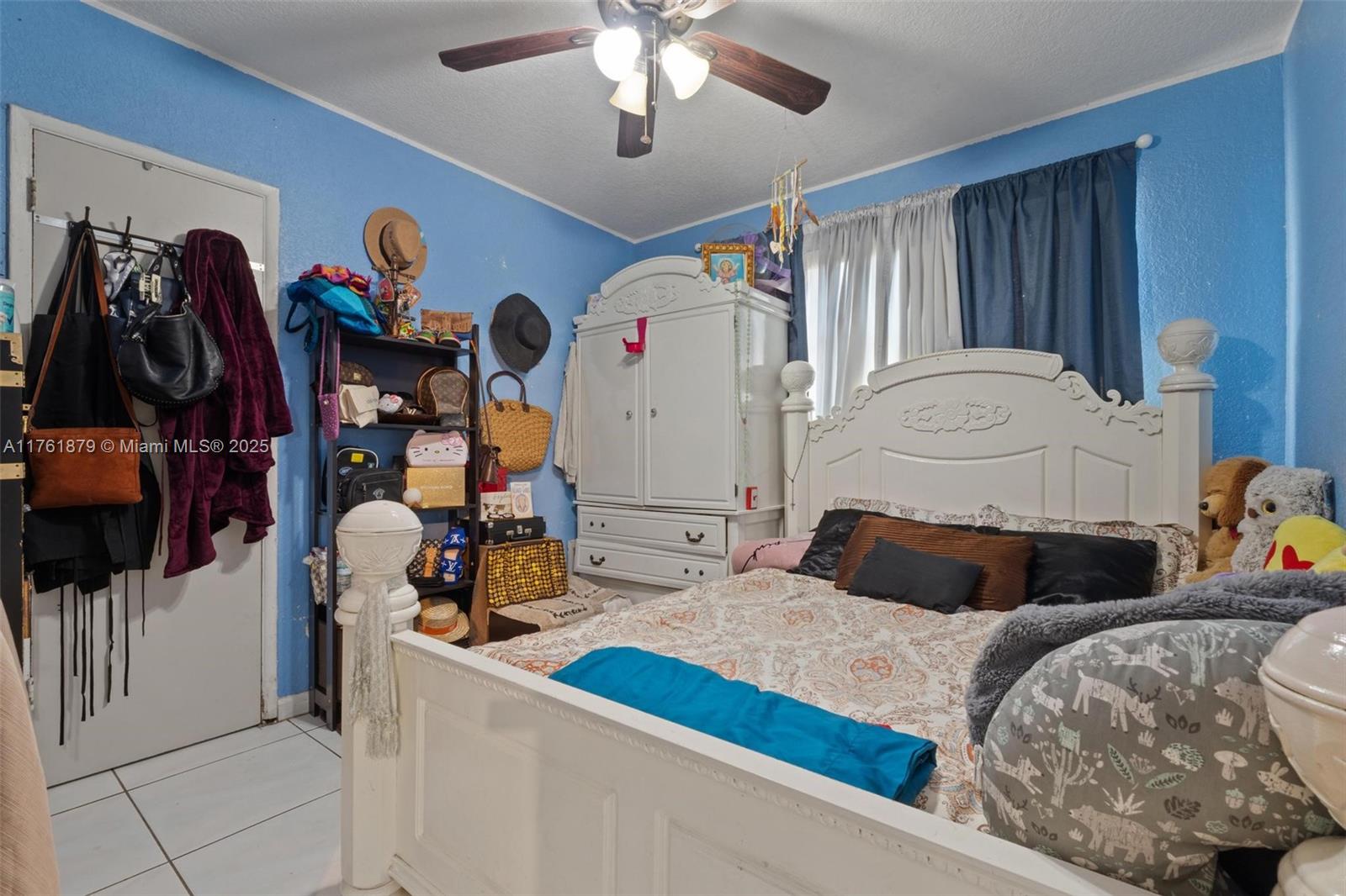 HIALEAH 3RD ADDN - Residential