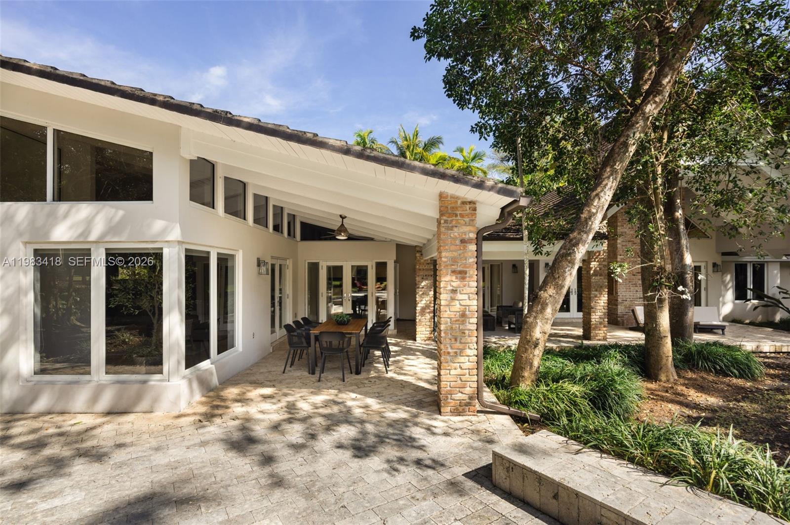 GABLES ESTS NO 4 - Residential