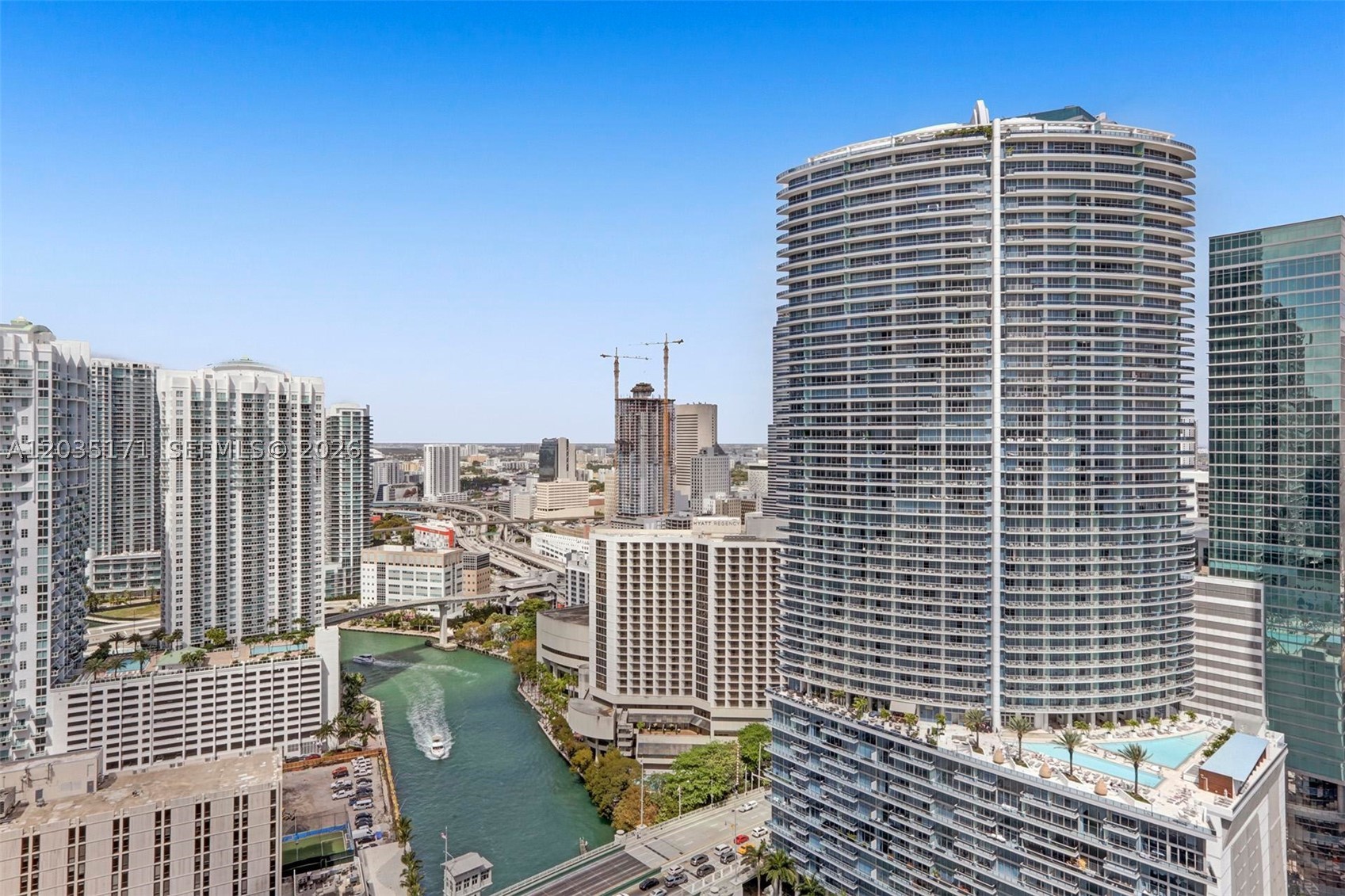 ICONBRICKELL CONDO NO 1 - Residential