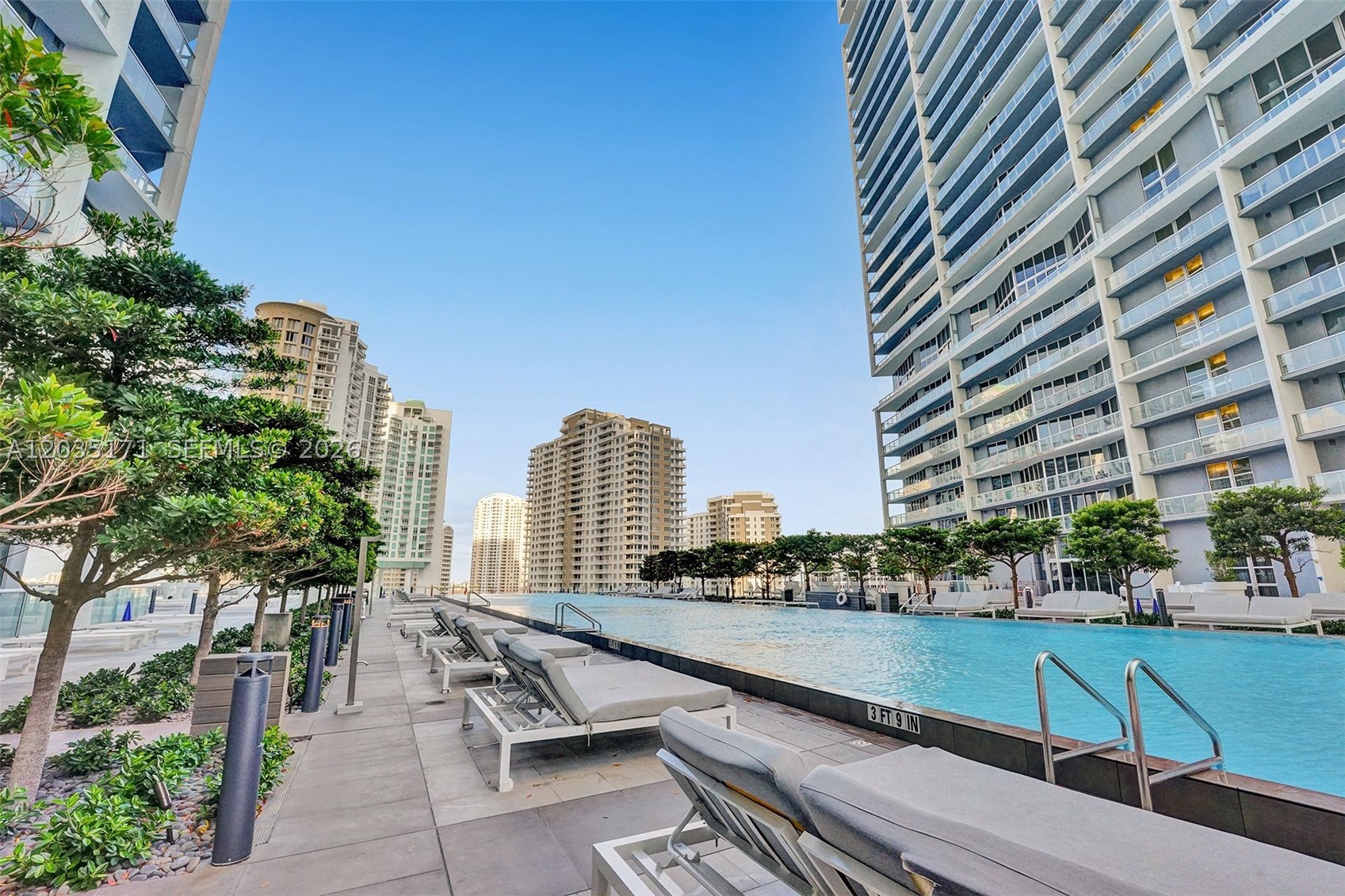 ICONBRICKELL CONDO NO 1 - Residential