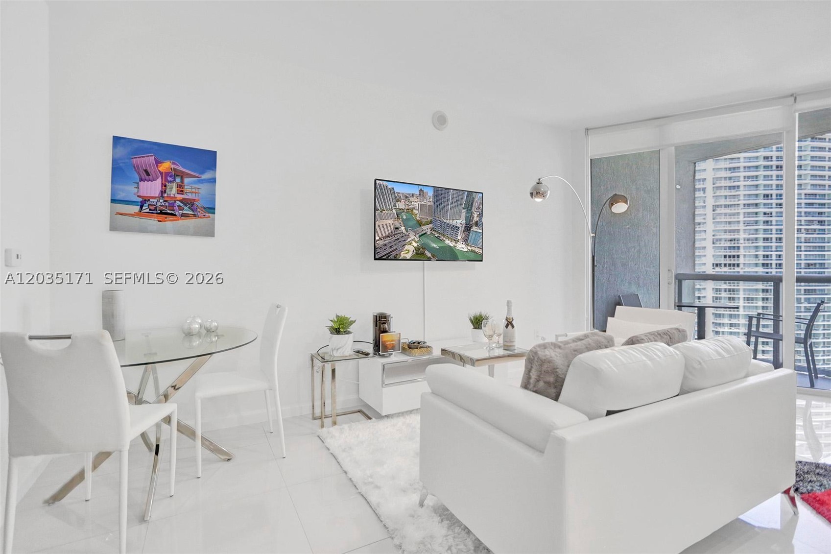 ICONBRICKELL CONDO NO 1 - Residential