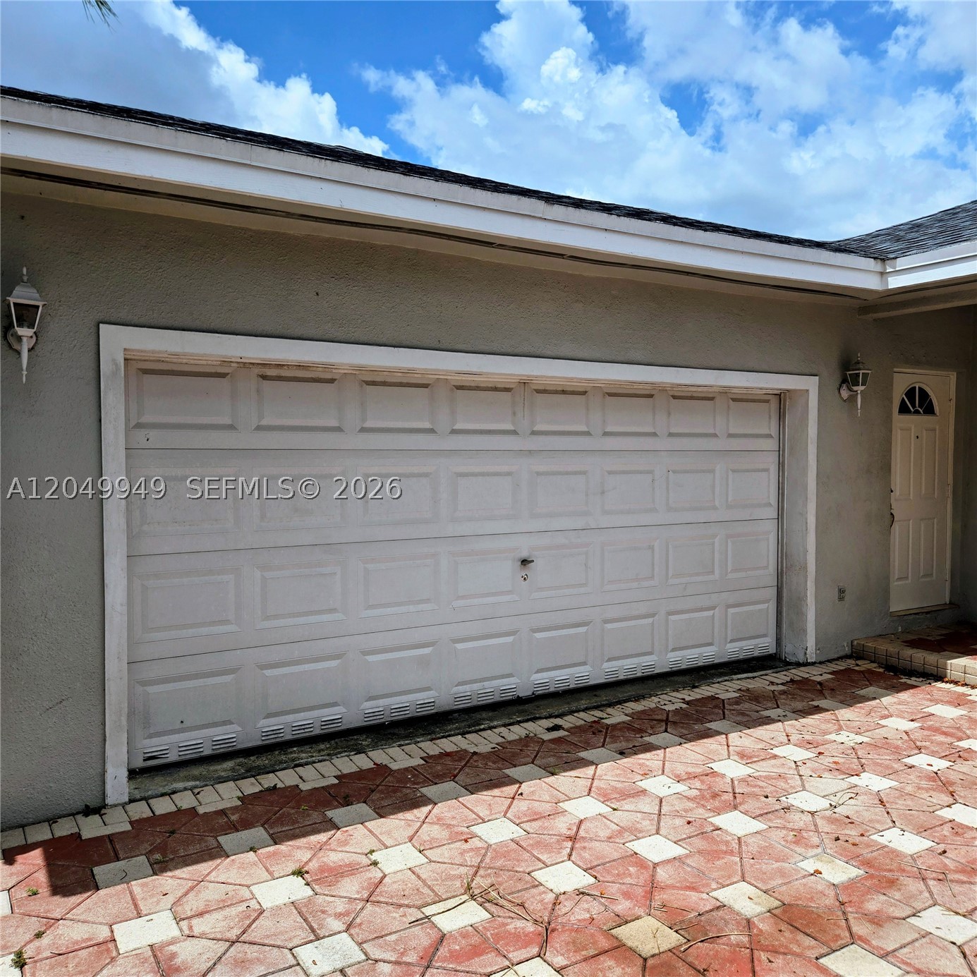 ADVENTURE HOMES - Residential