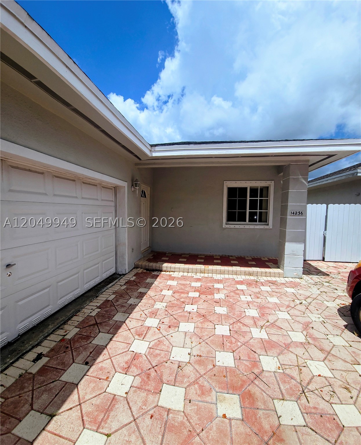 ADVENTURE HOMES - Residential