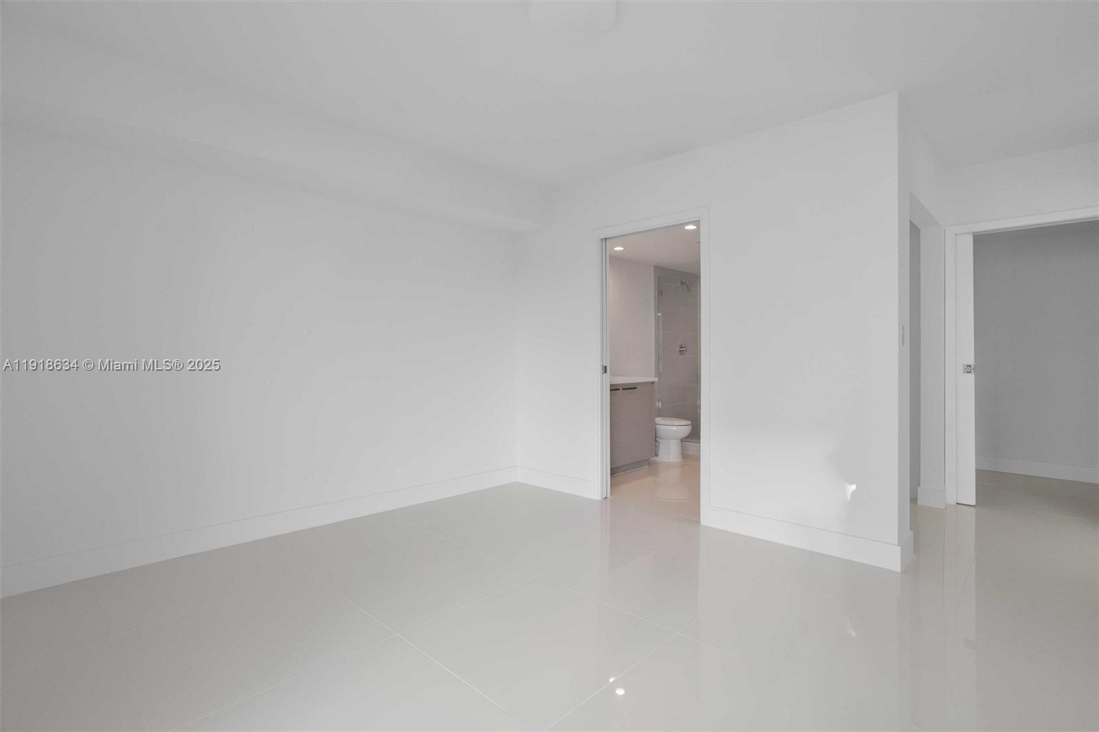 ONE BAY HARBOR CONDO - Residential