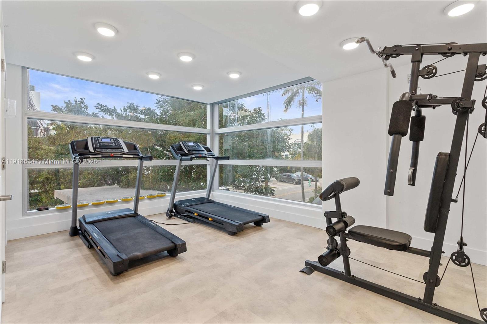 ONE BAY HARBOR CONDO - Residential