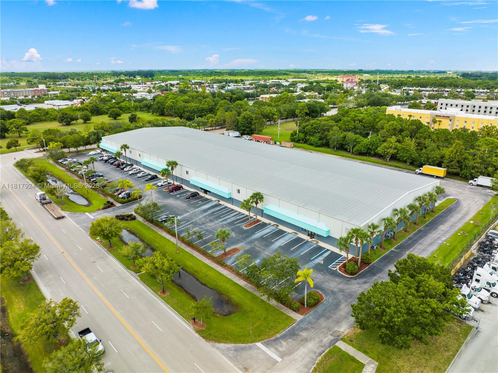 CROSSROADS PARK OF COMMER - Commercial Sale