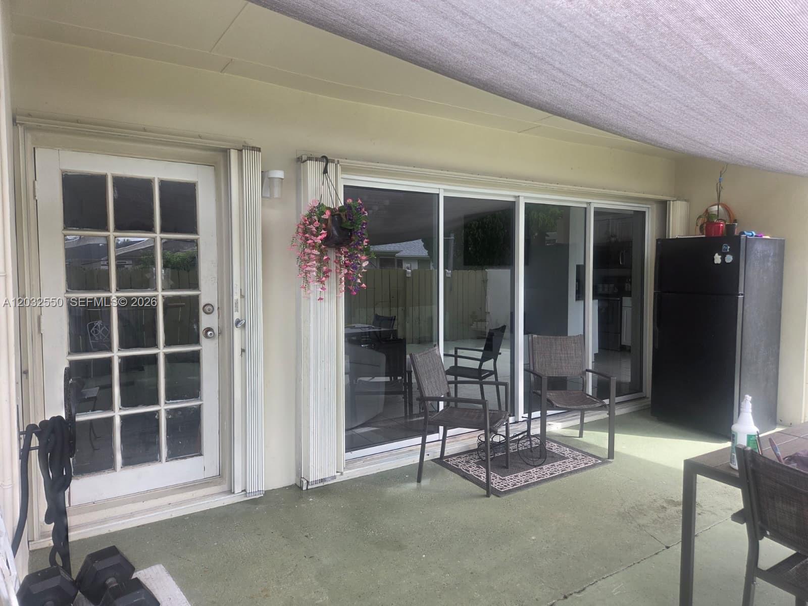 DEVON AIRE VILLAS SEC 8 - Residential