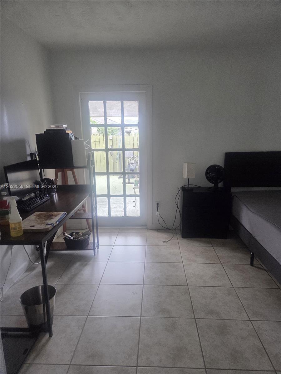 DEVON AIRE VILLAS SEC 8 - Residential