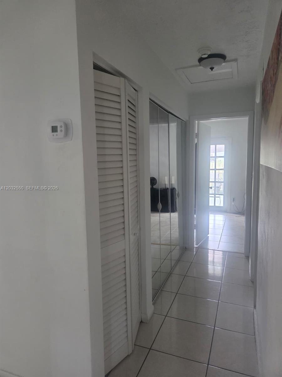 DEVON AIRE VILLAS SEC 8 - Residential