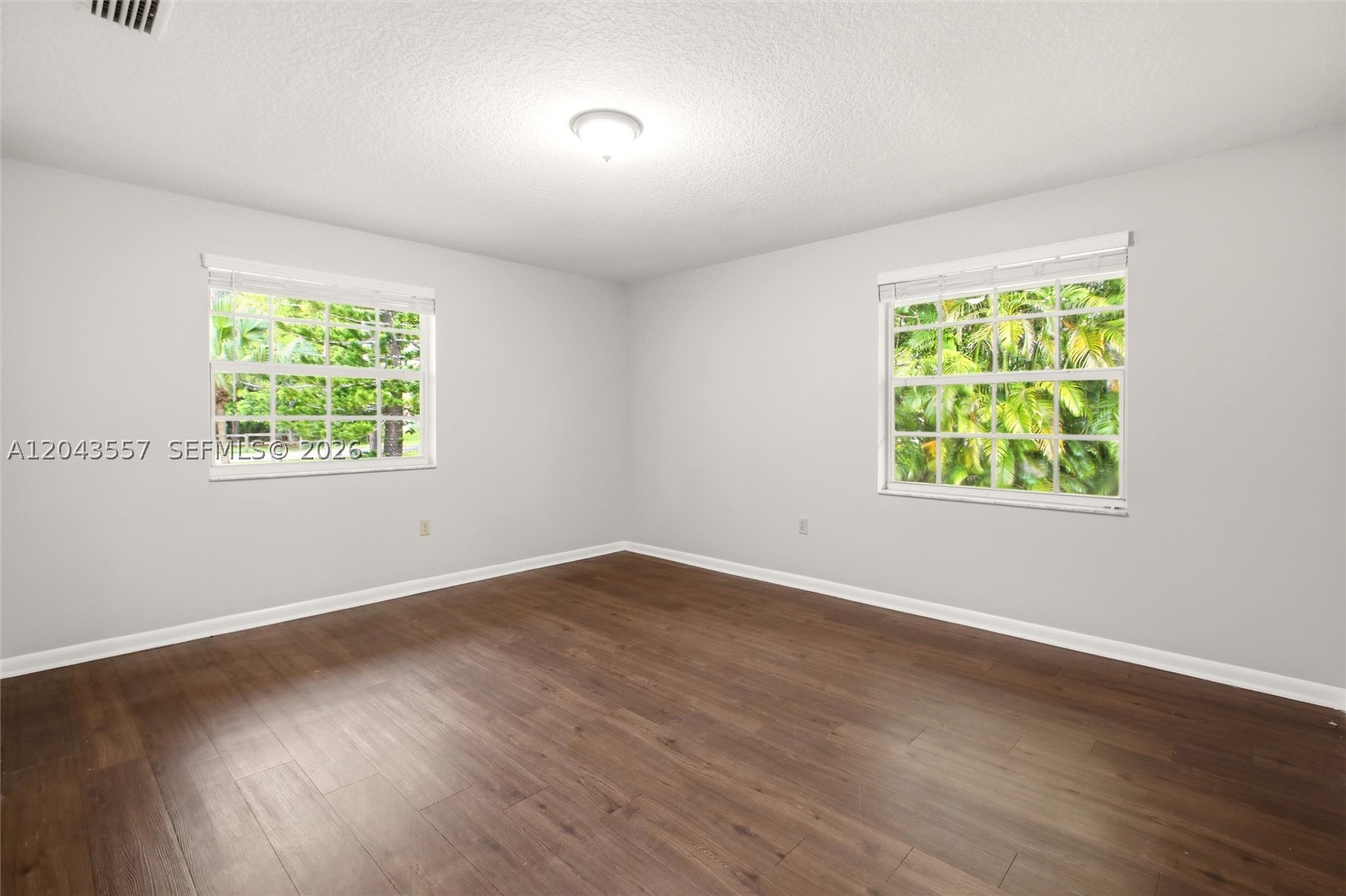 Acreage & Unrec - Residential