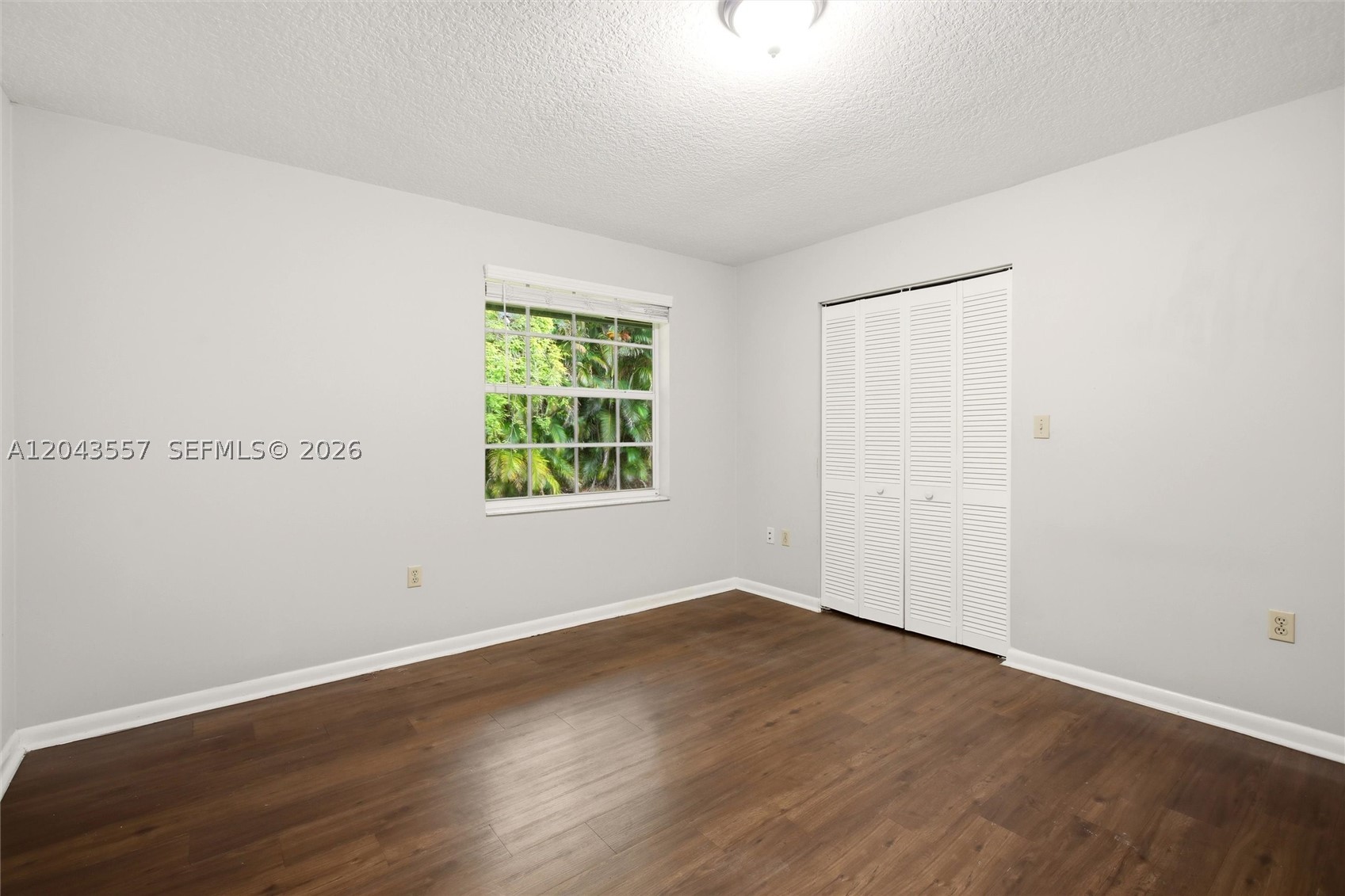 Acreage & Unrec - Residential