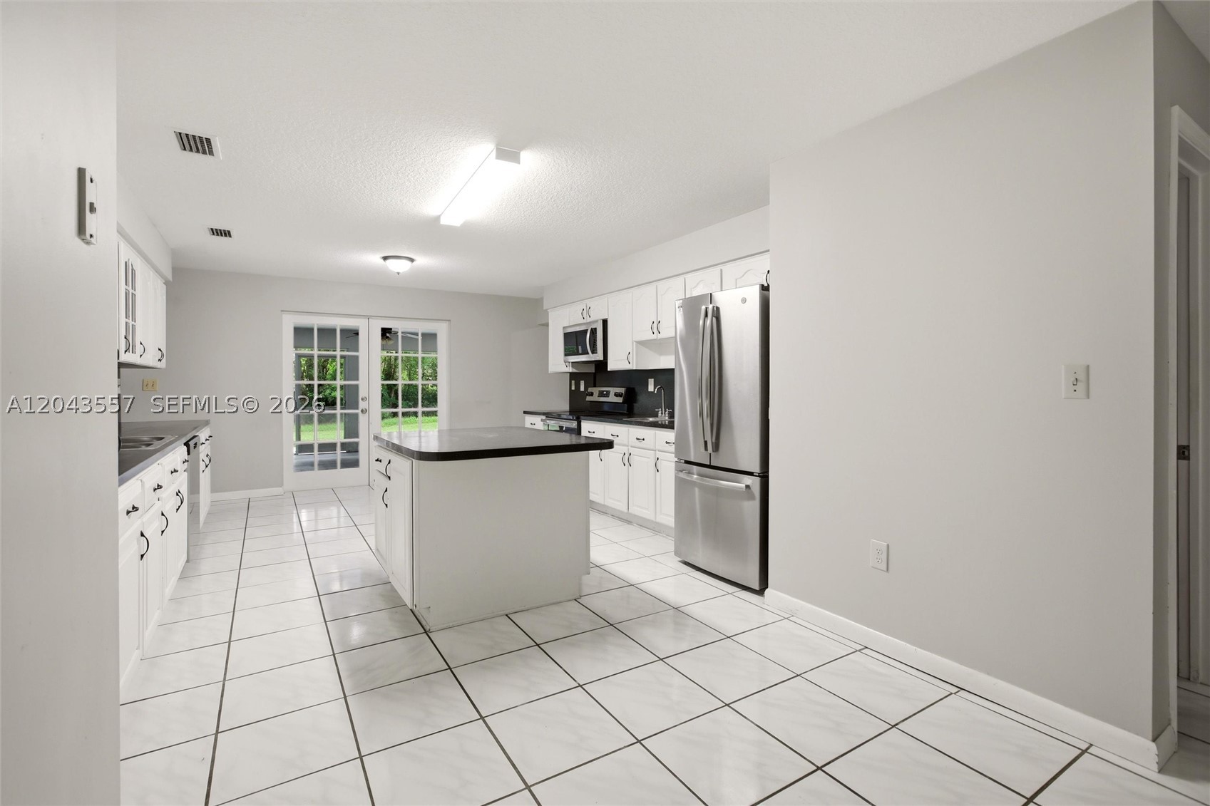 Acreage & Unrec - Residential