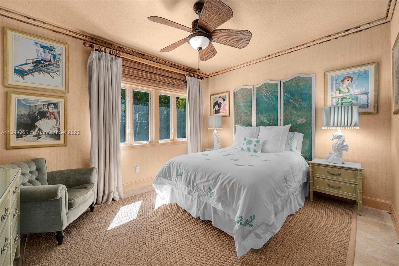 BAYSHORE VILLAS - Residential