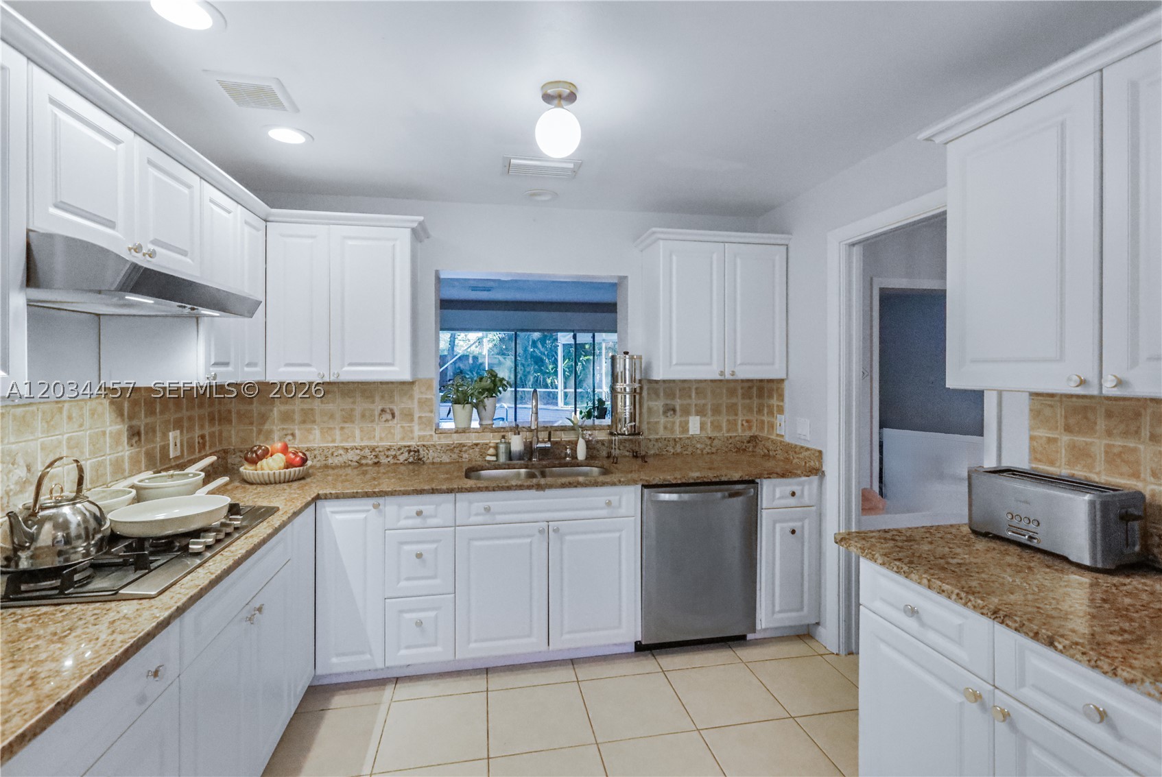 GREENWOOD - Residential Lease