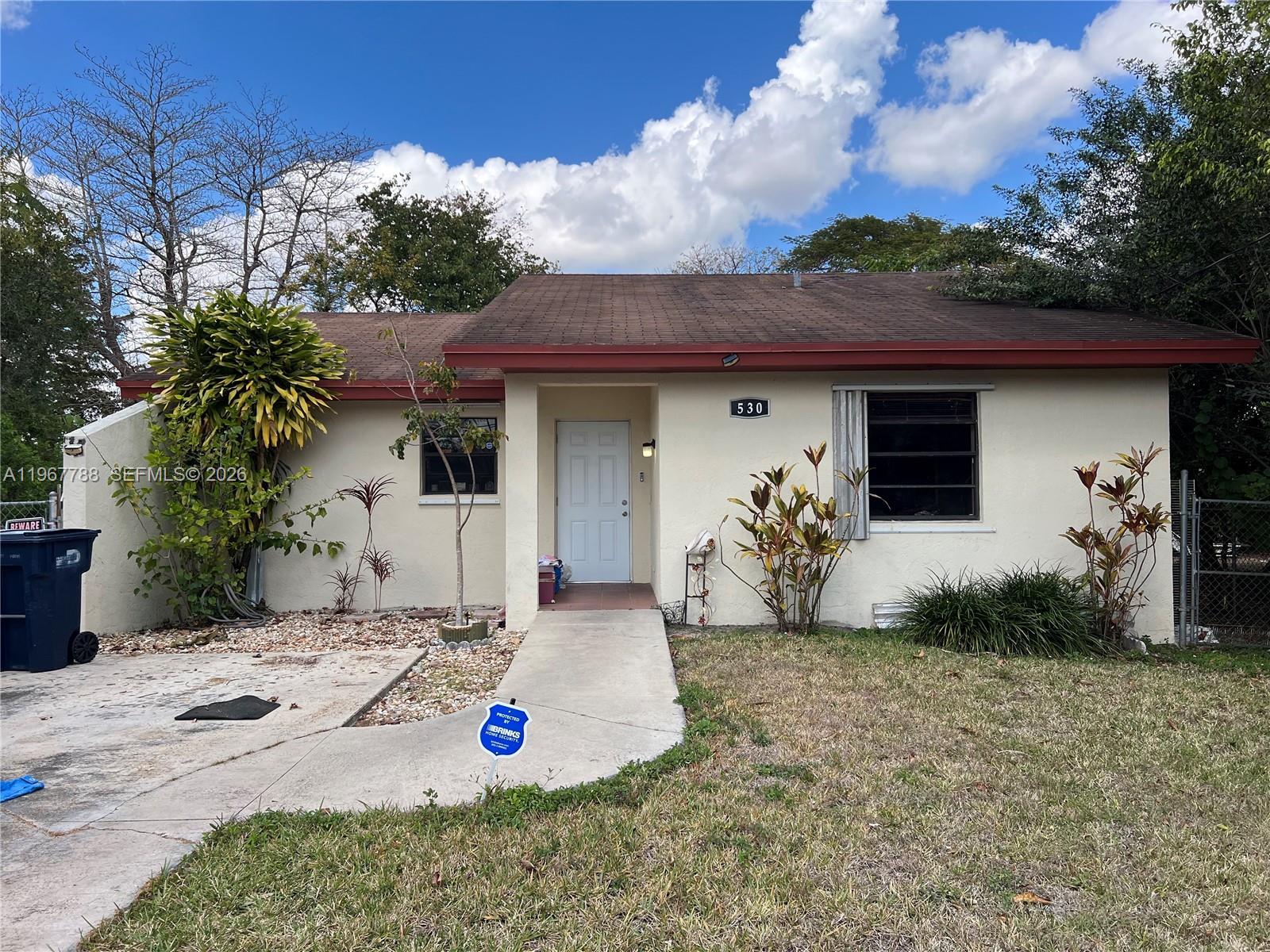Great opportunity in Florida City! Property sits on a spacious double lot with strong potential for redevelopment, expansion, or investment hold. Located near major transportation corridors and ongoing growth in the South Miami-Dade market.

City has approved a lot split.
No assignable contracts. Proof of funds or pre-approval required with offers.
Contact listing agent with any questions.
