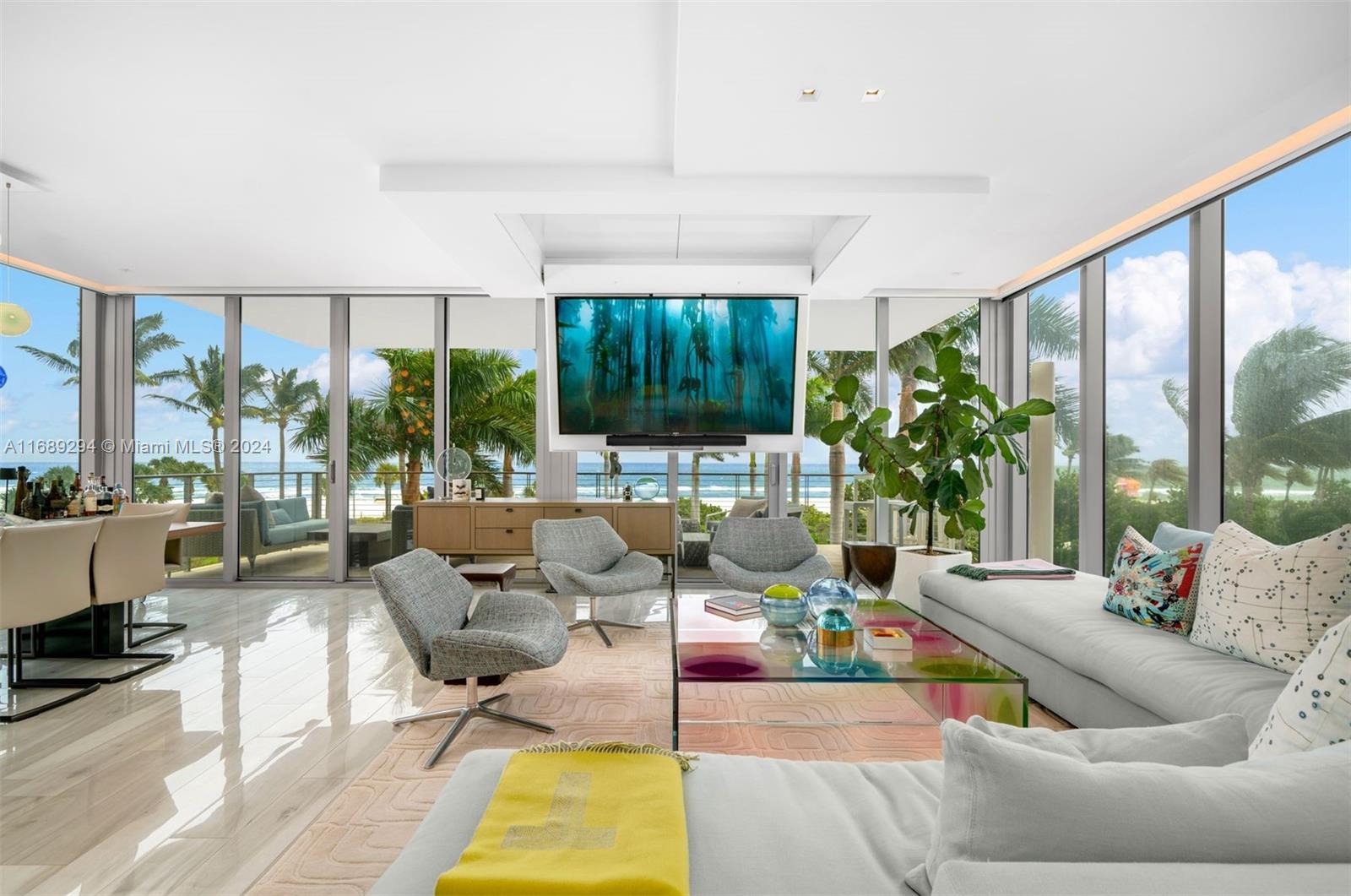 BEACH HOUSE 8 CONDO - Residential