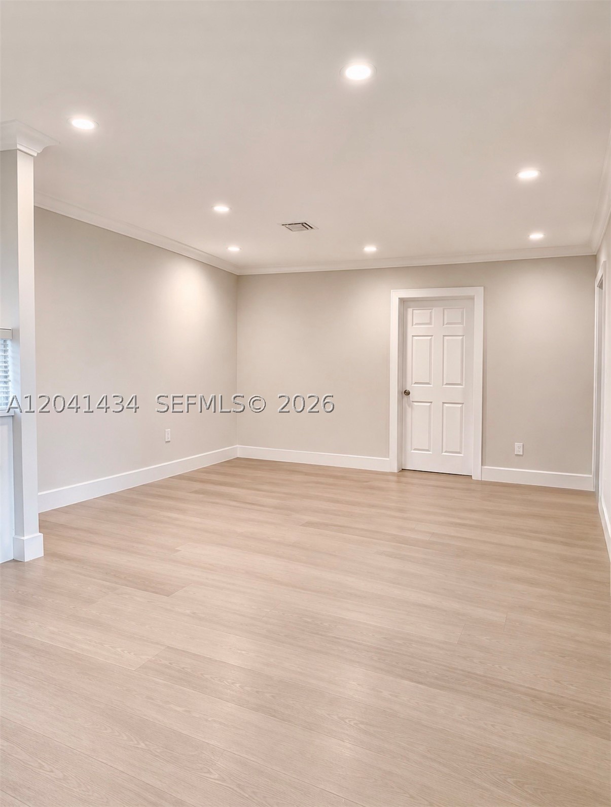 WEST HOLLYWOOD TRAILER CI - Residential