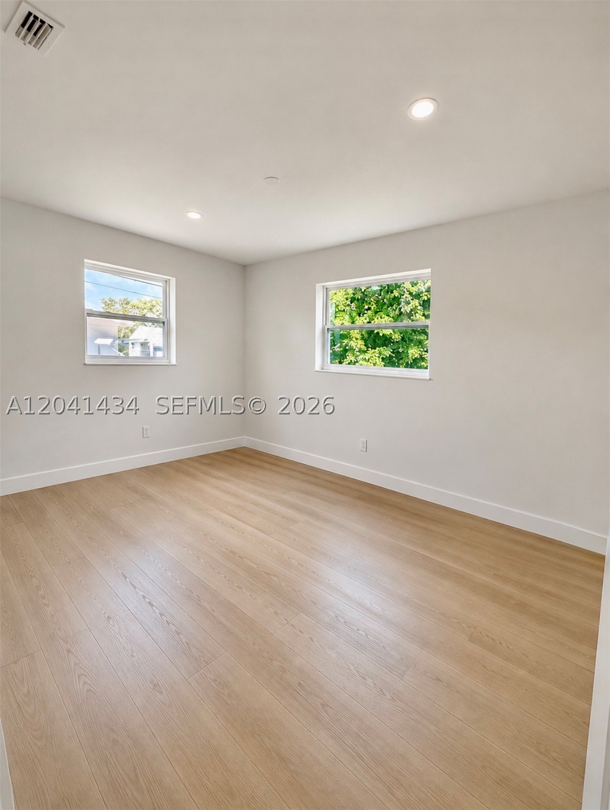 WEST HOLLYWOOD TRAILER CI - Residential