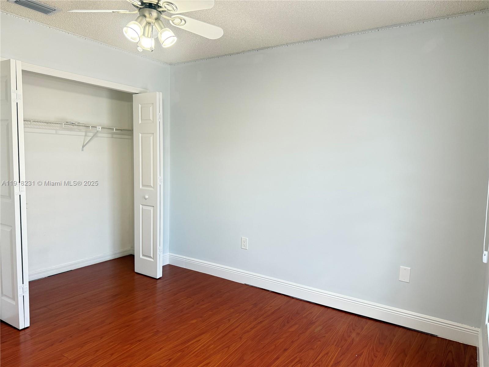 IVIS AT LOYOLA - Residential Lease
