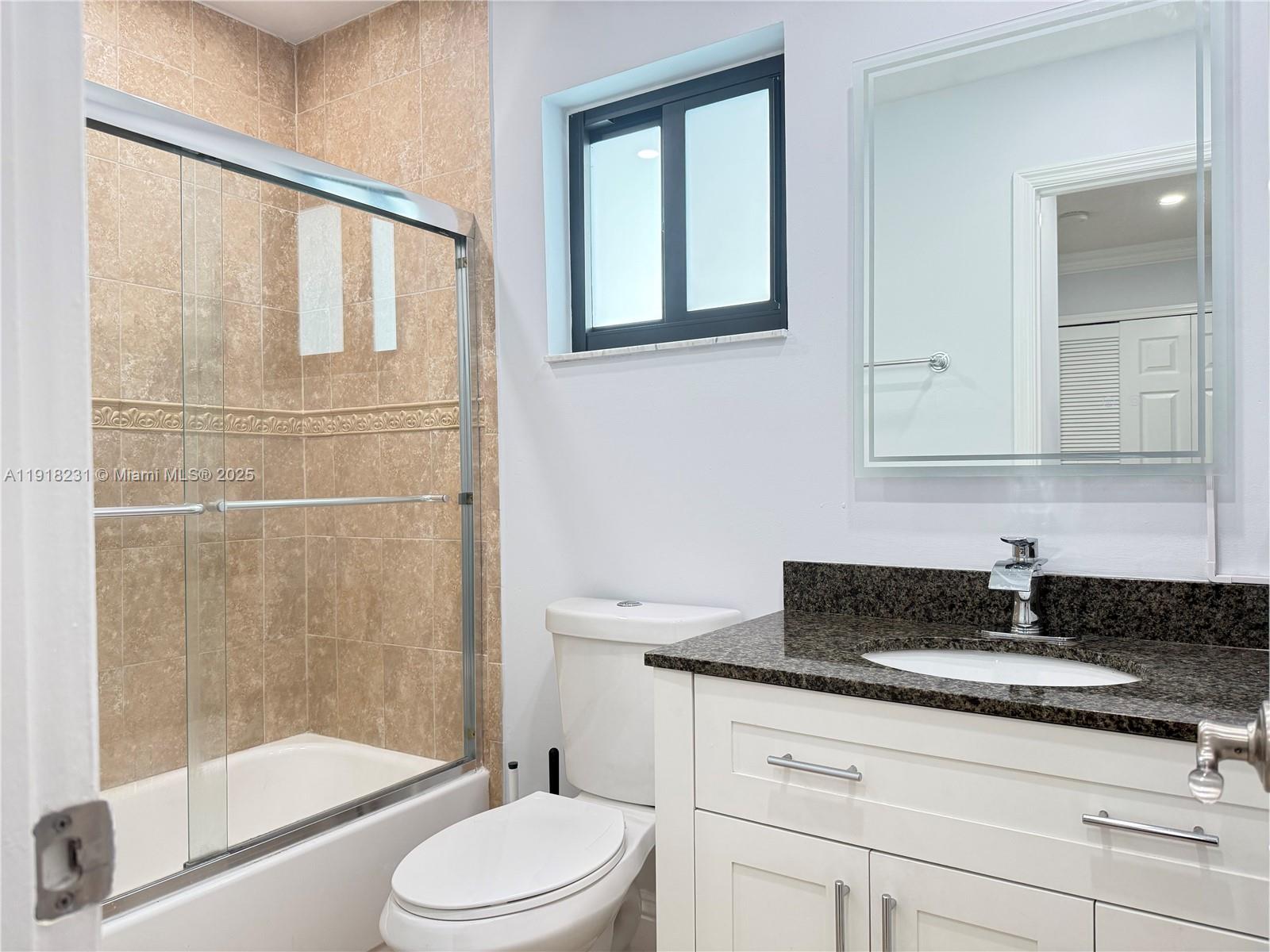 IVIS AT LOYOLA - Residential Lease